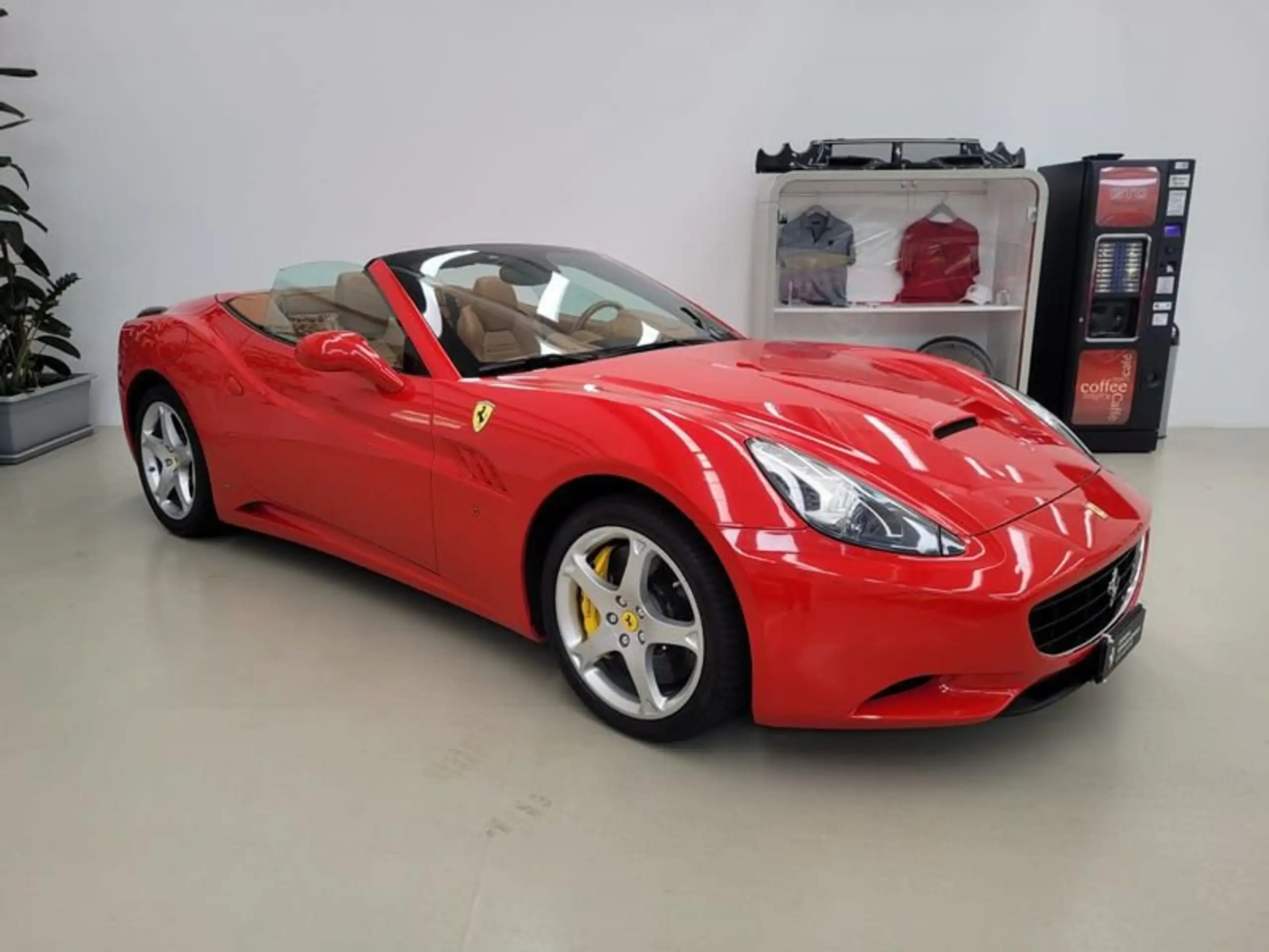 Ferrari - California