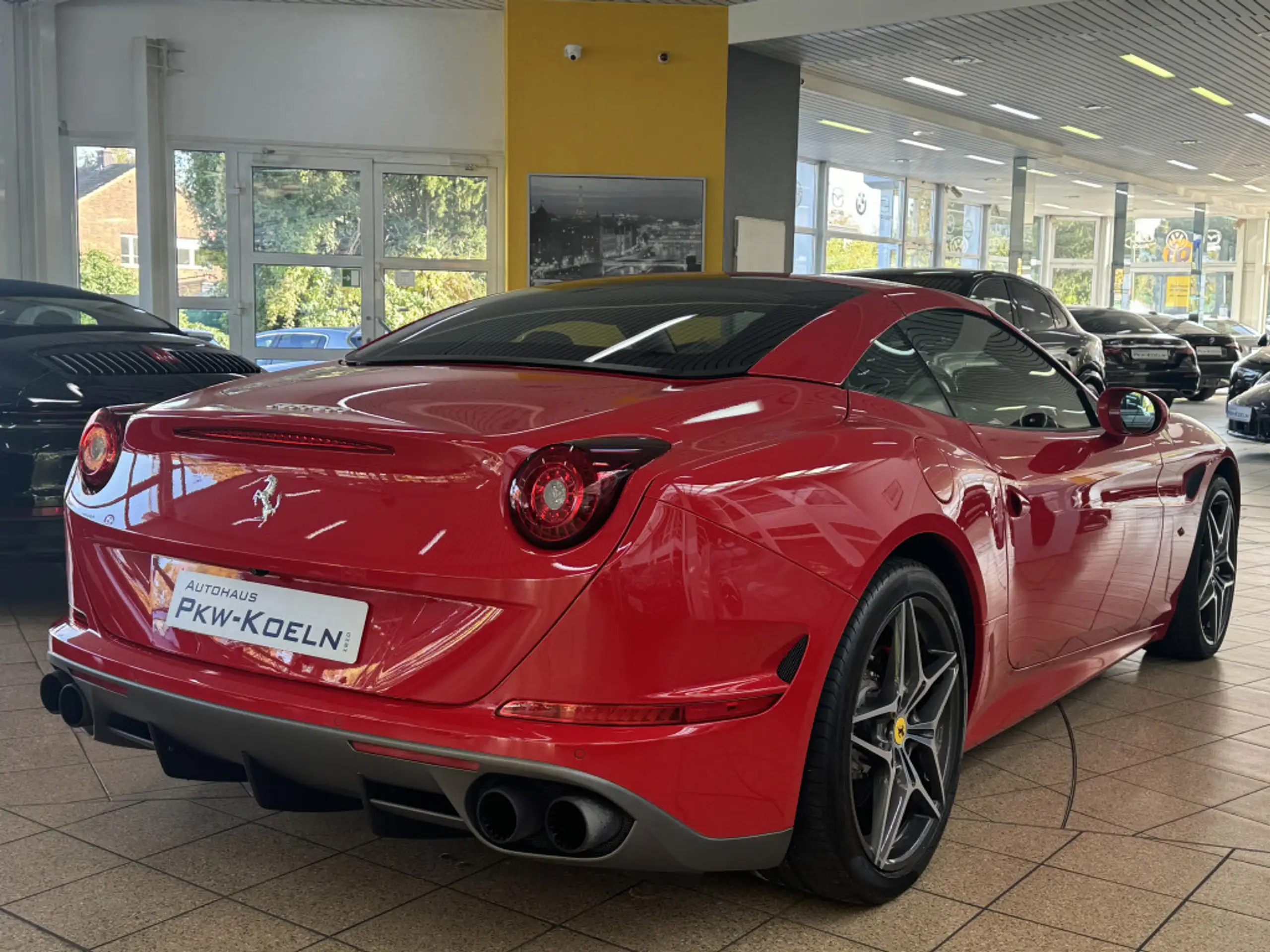 Ferrari - California