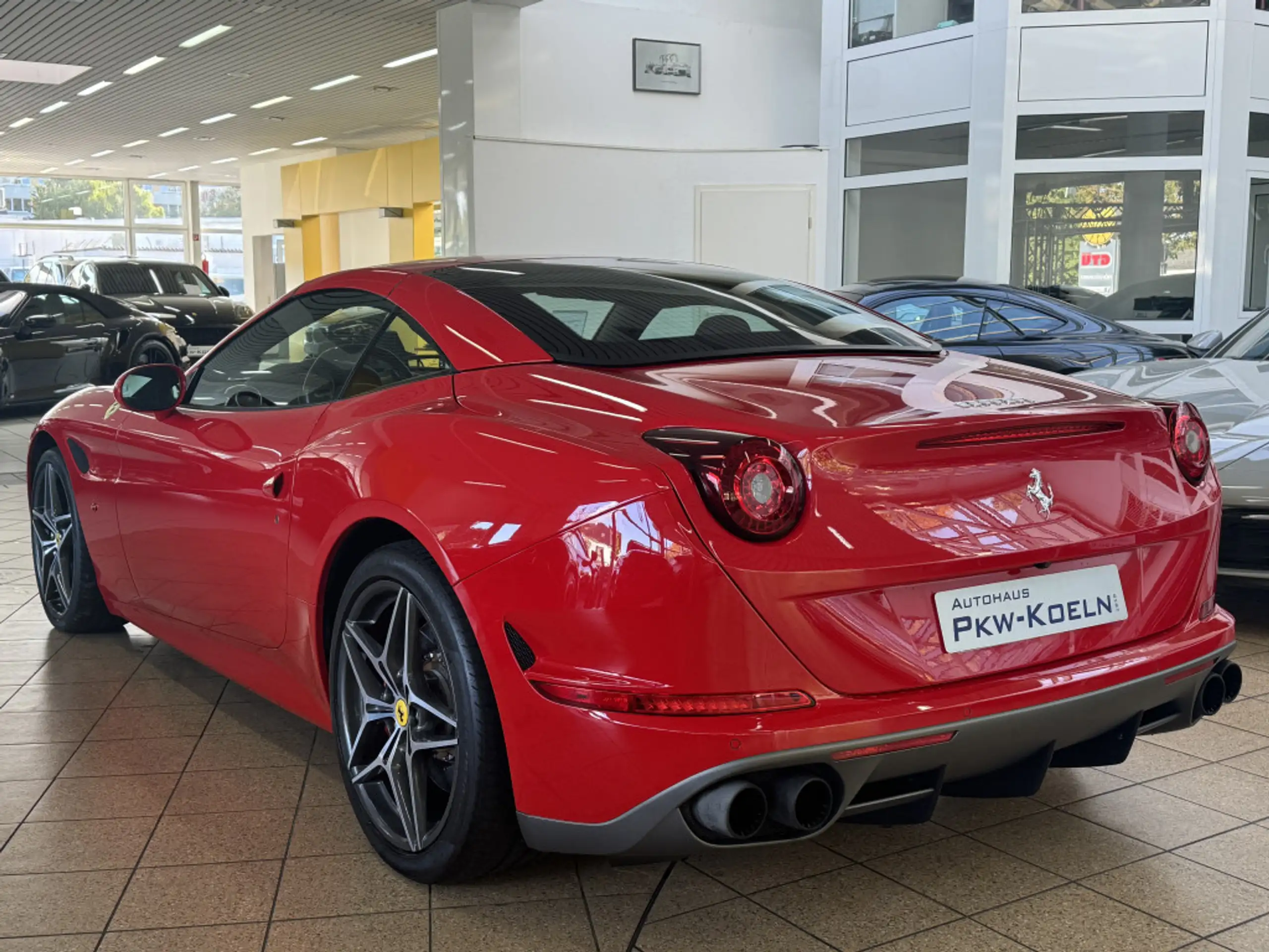 Ferrari - California