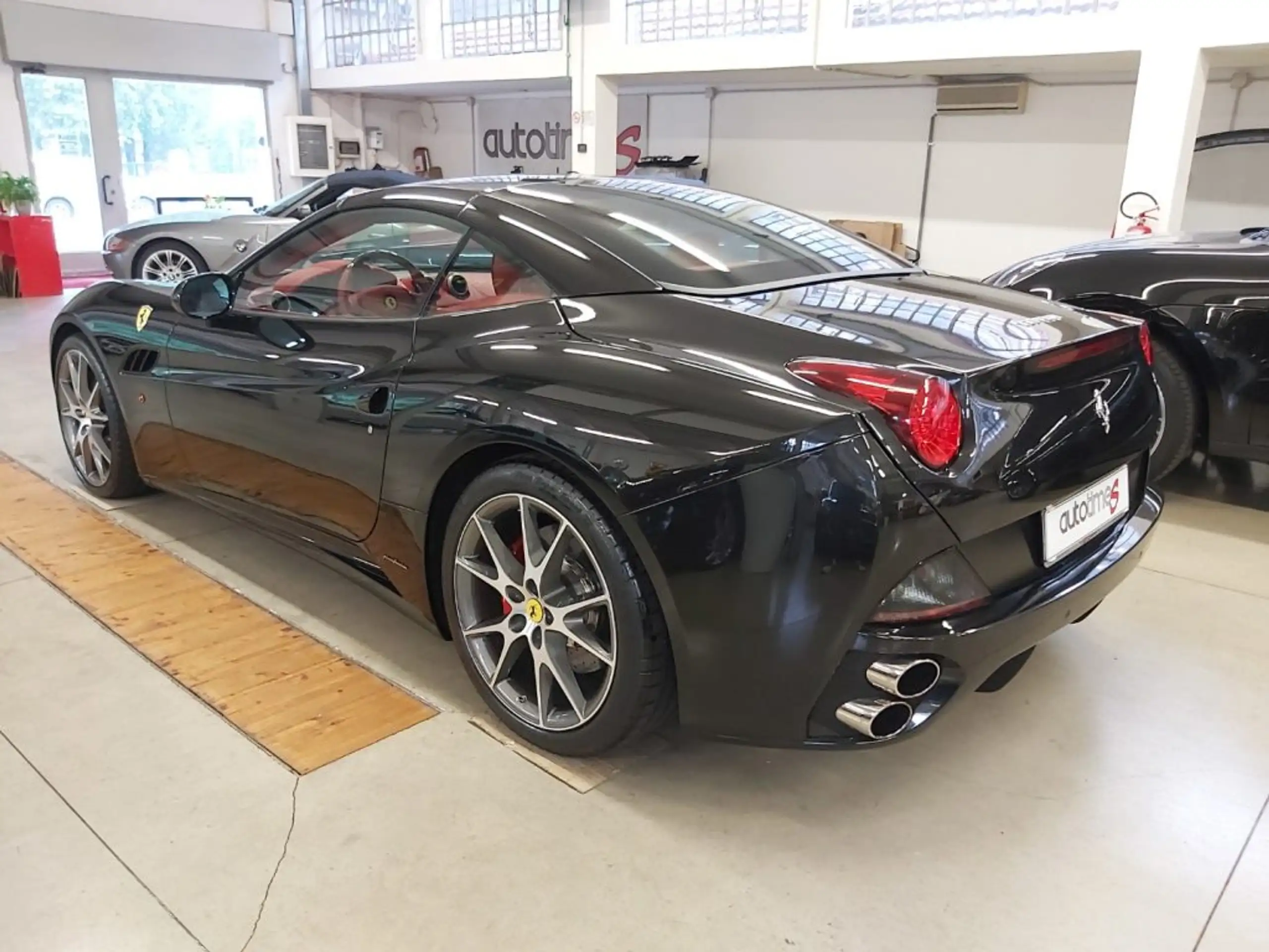 Ferrari - California