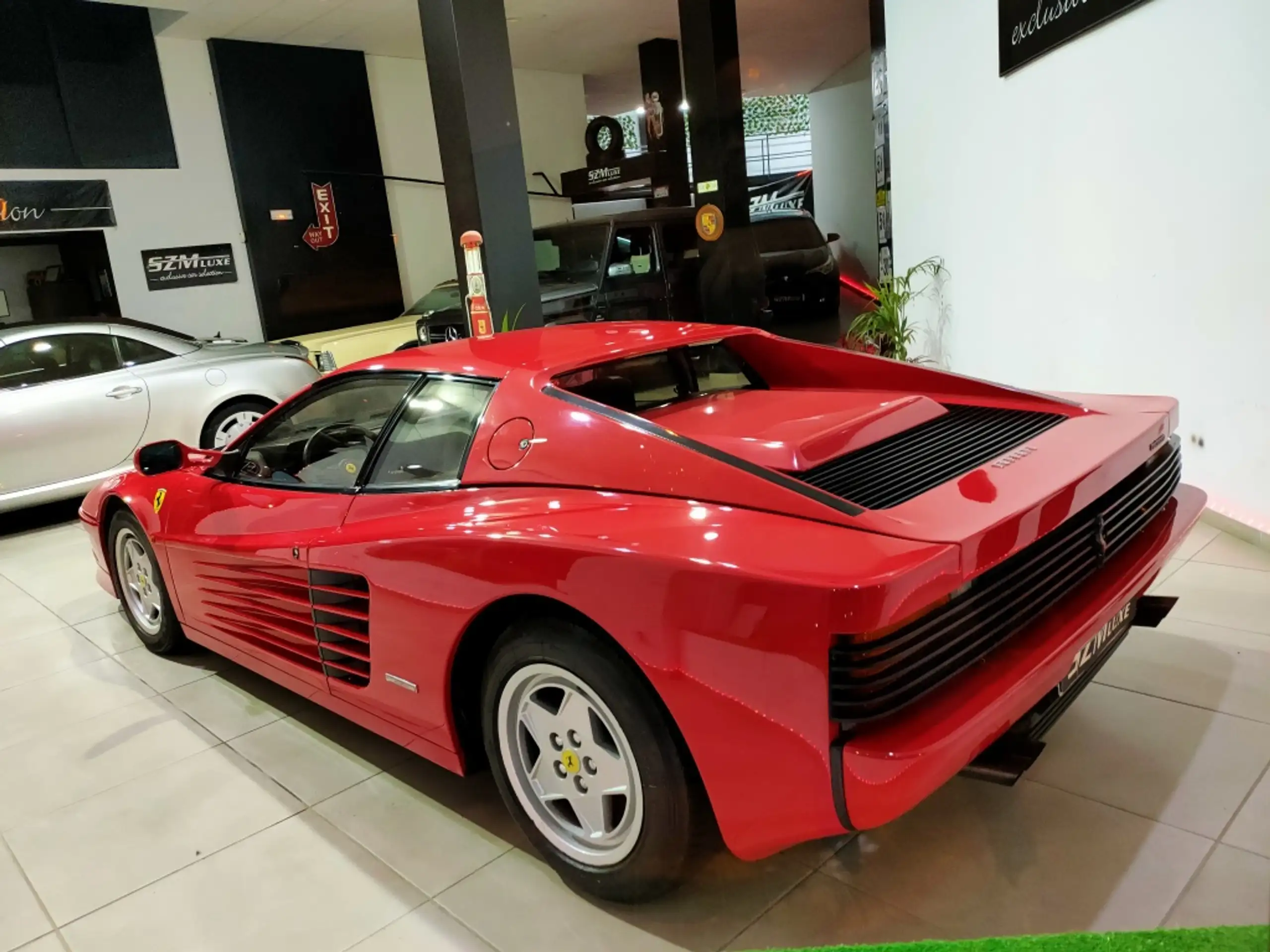 Ferrari - Testarossa