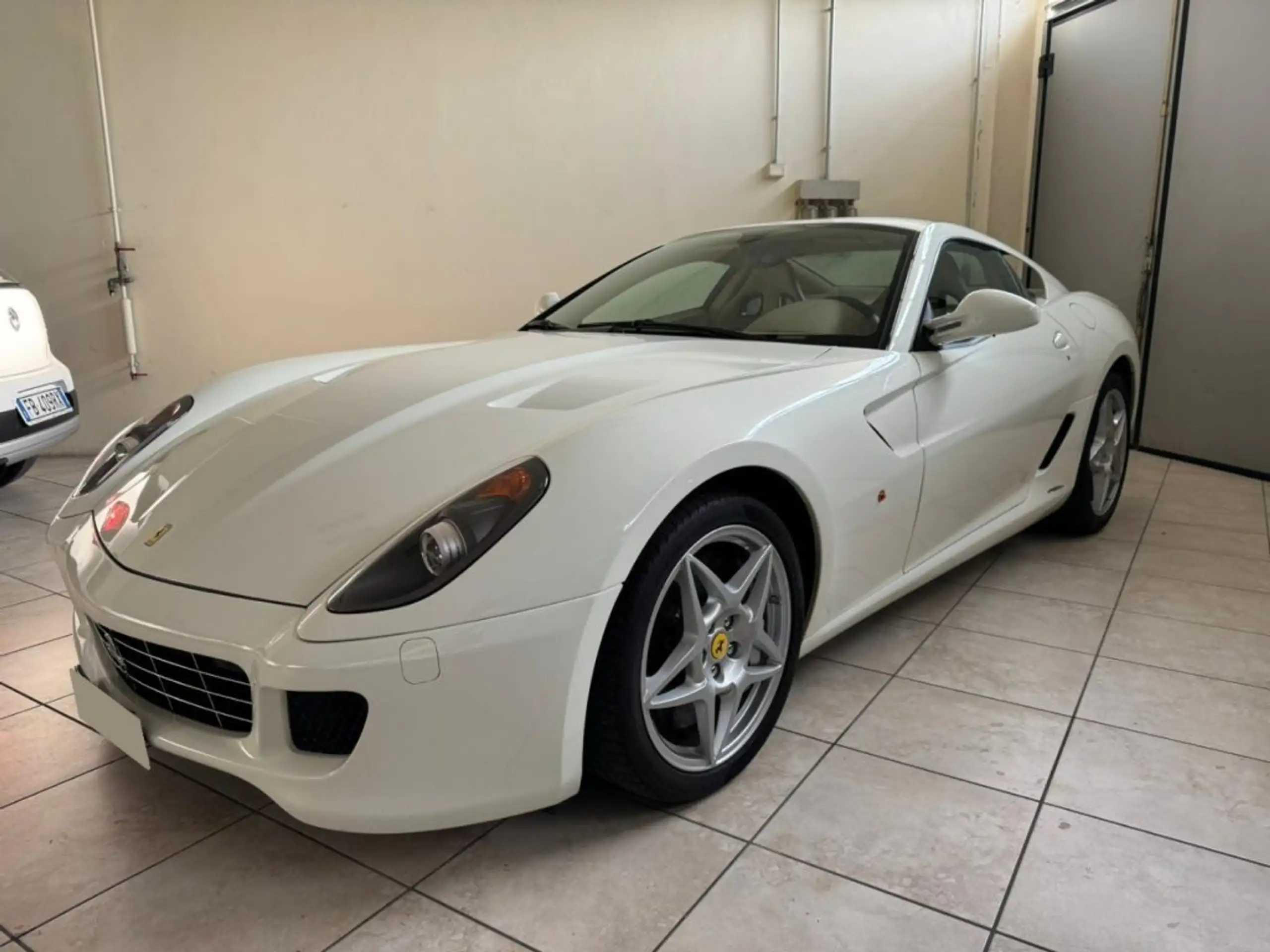 Ferrari - 599