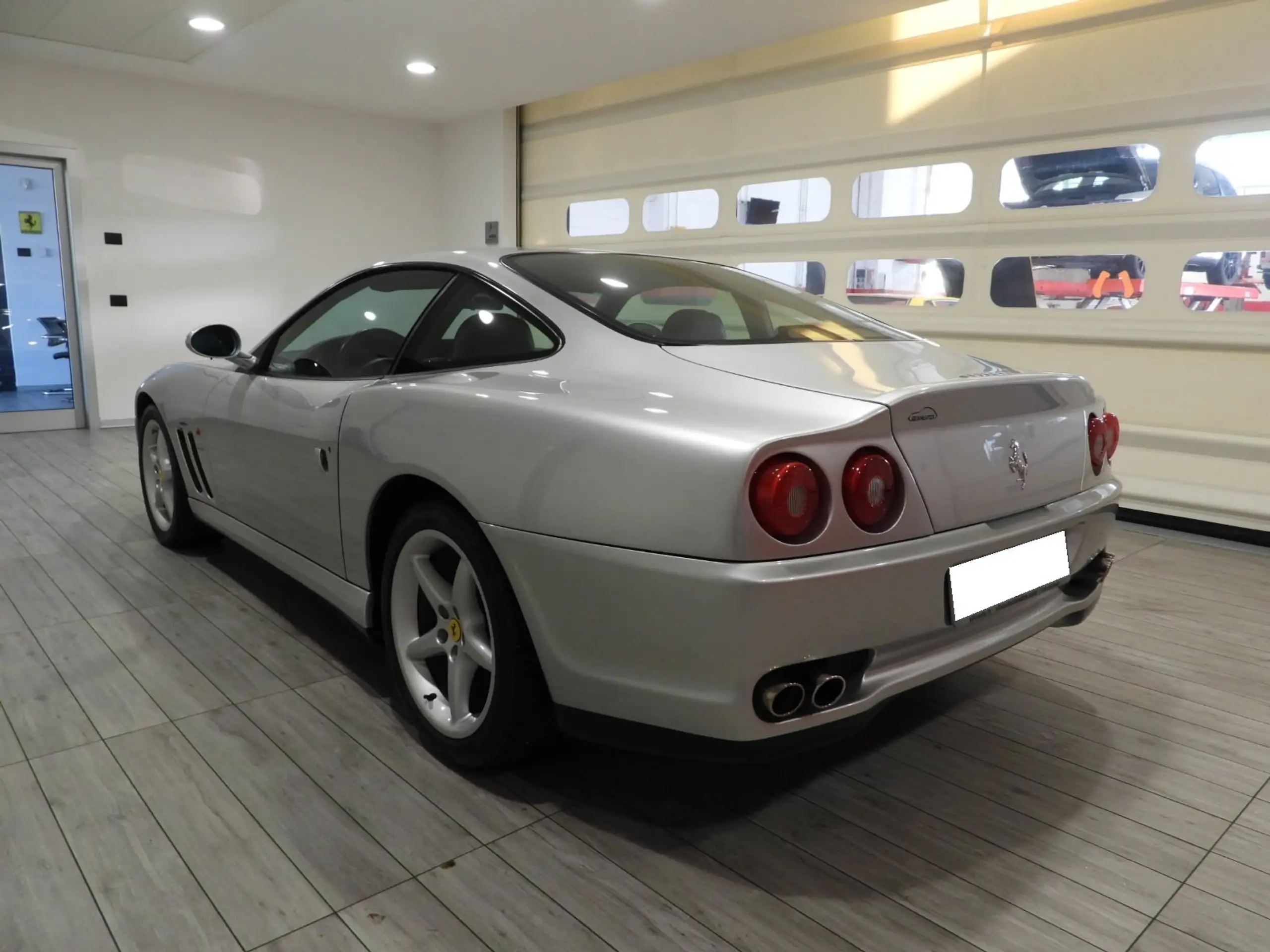 Ferrari - 550