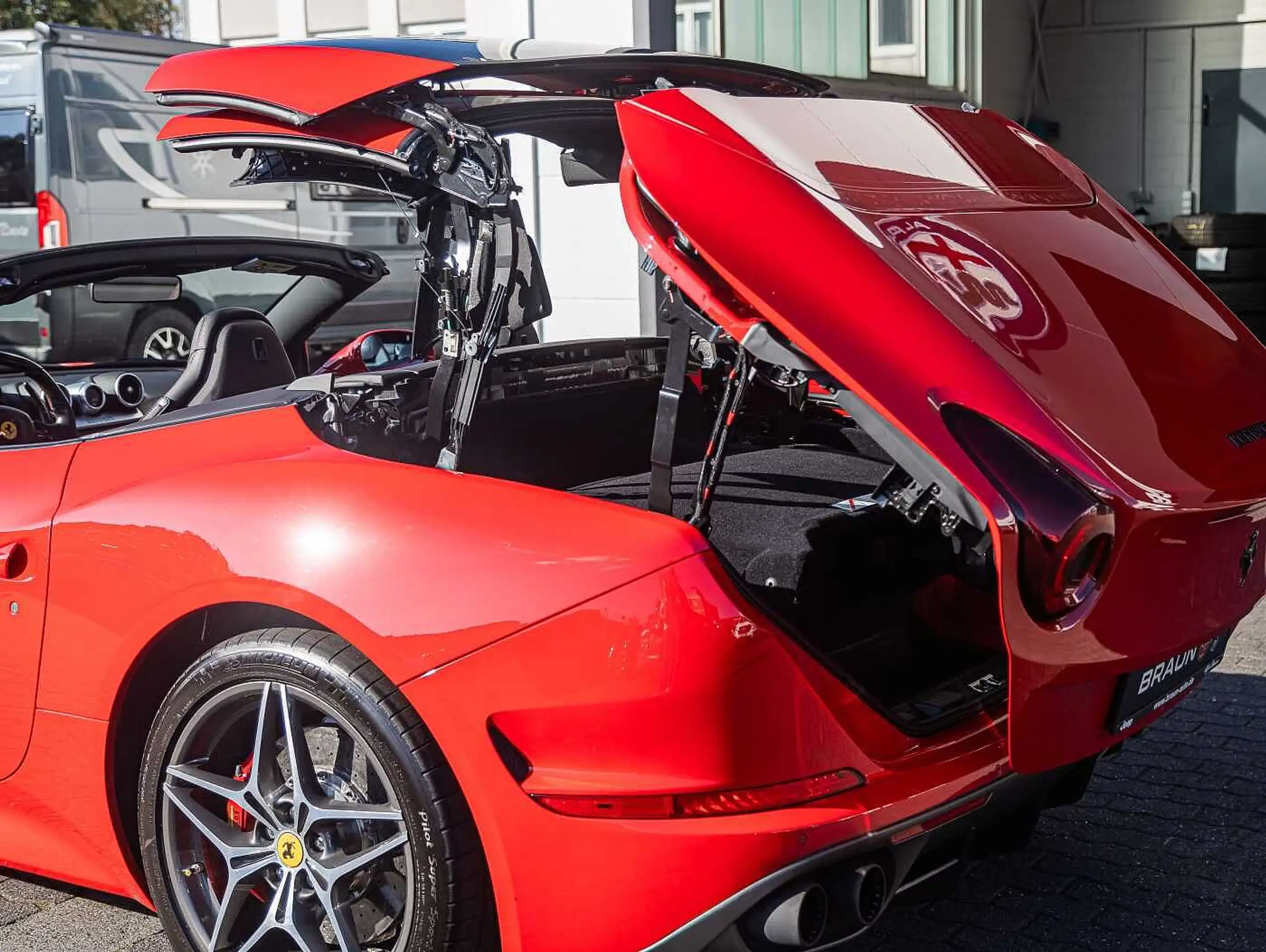 Ferrari - California