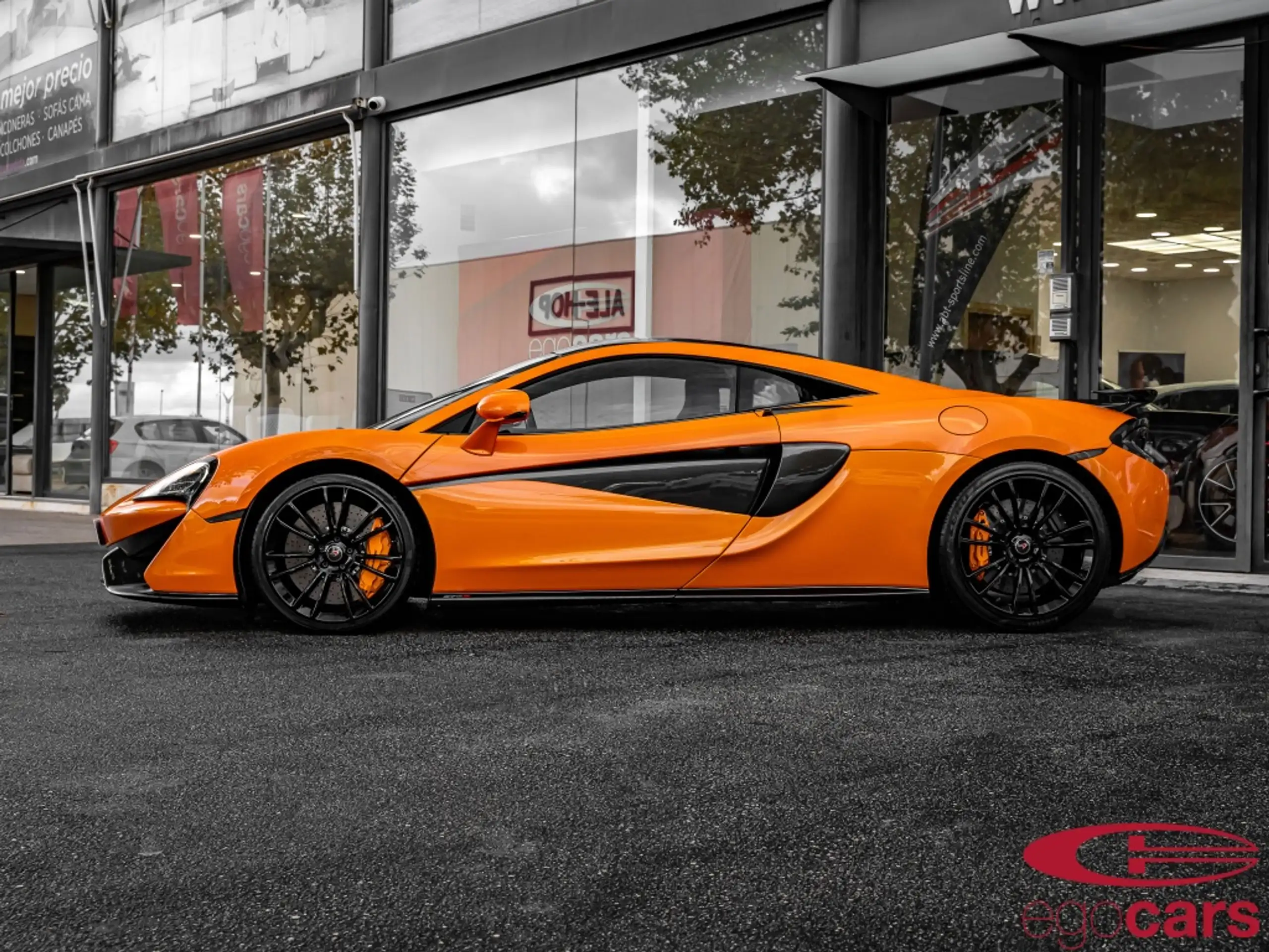 McLaren - 570S