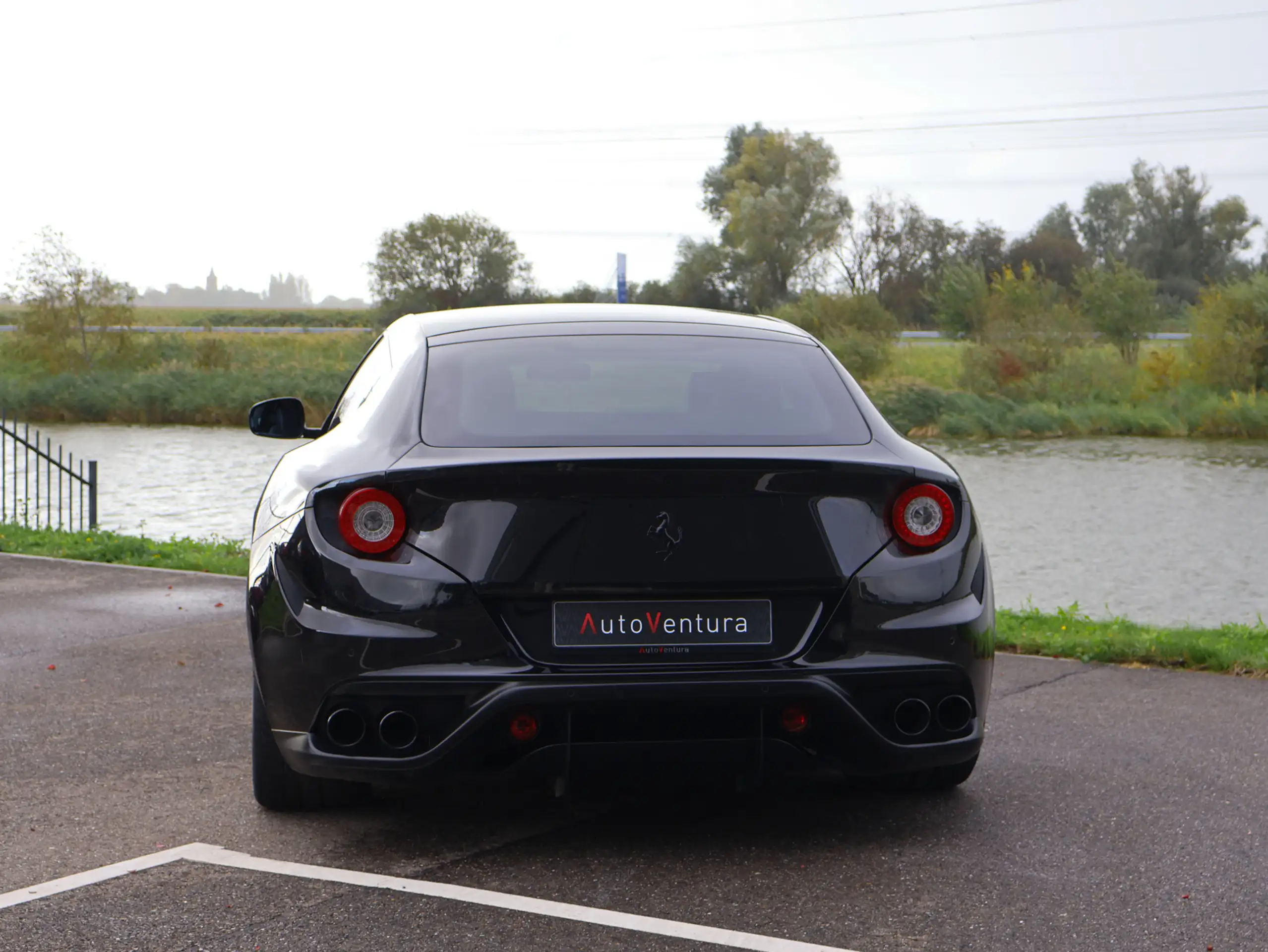 Ferrari - FF