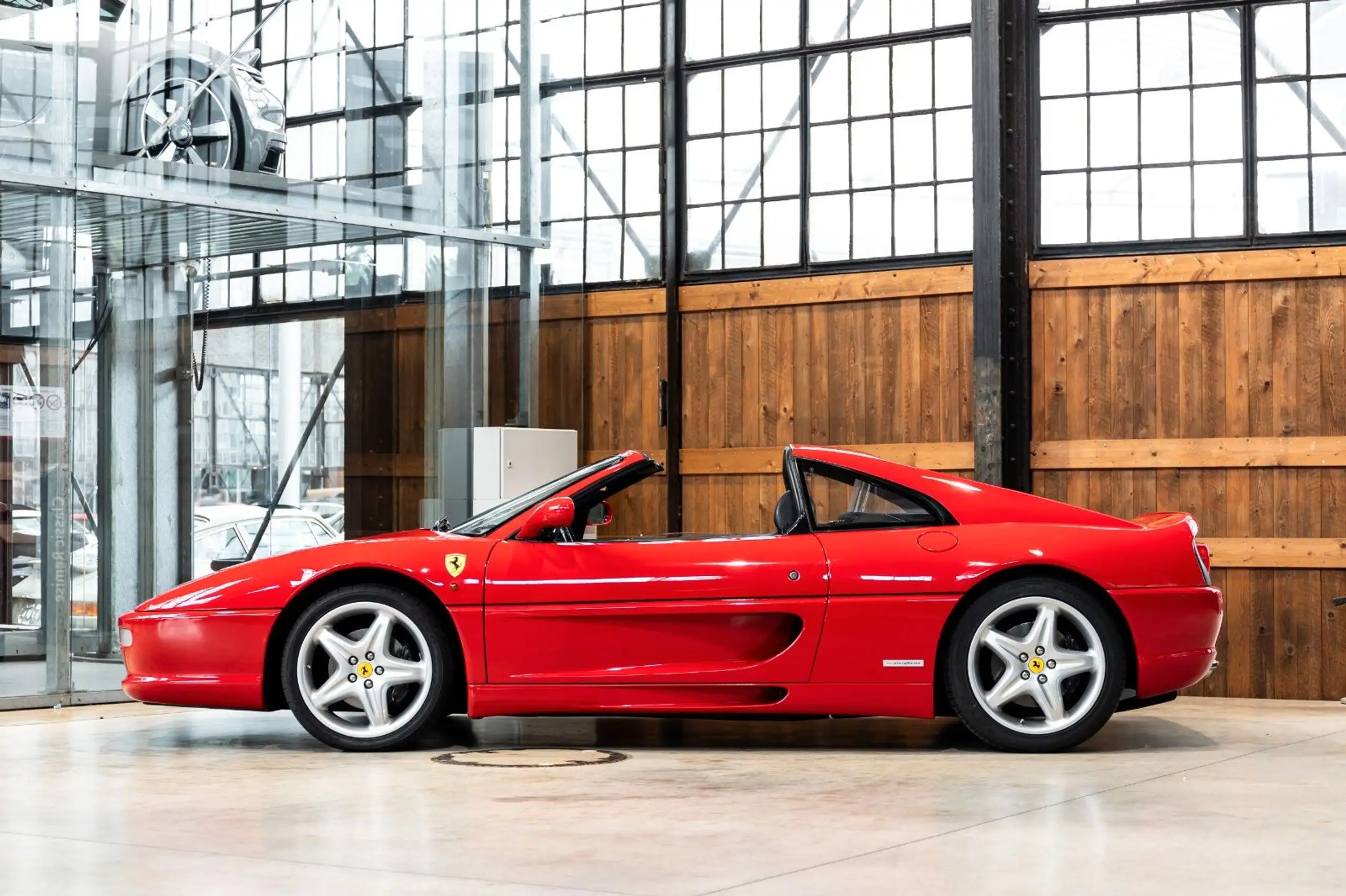 Ferrari - F355