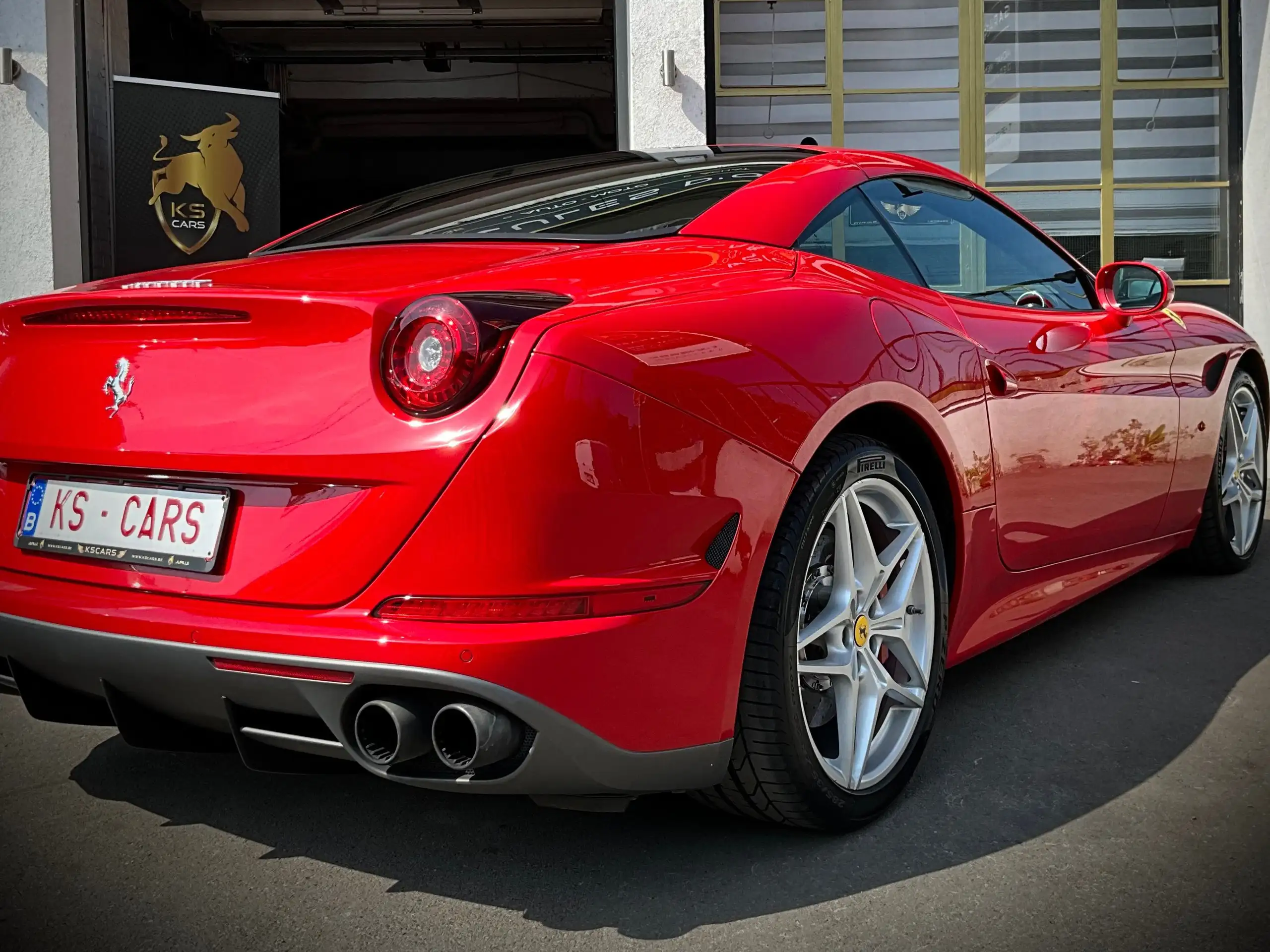 Ferrari - California