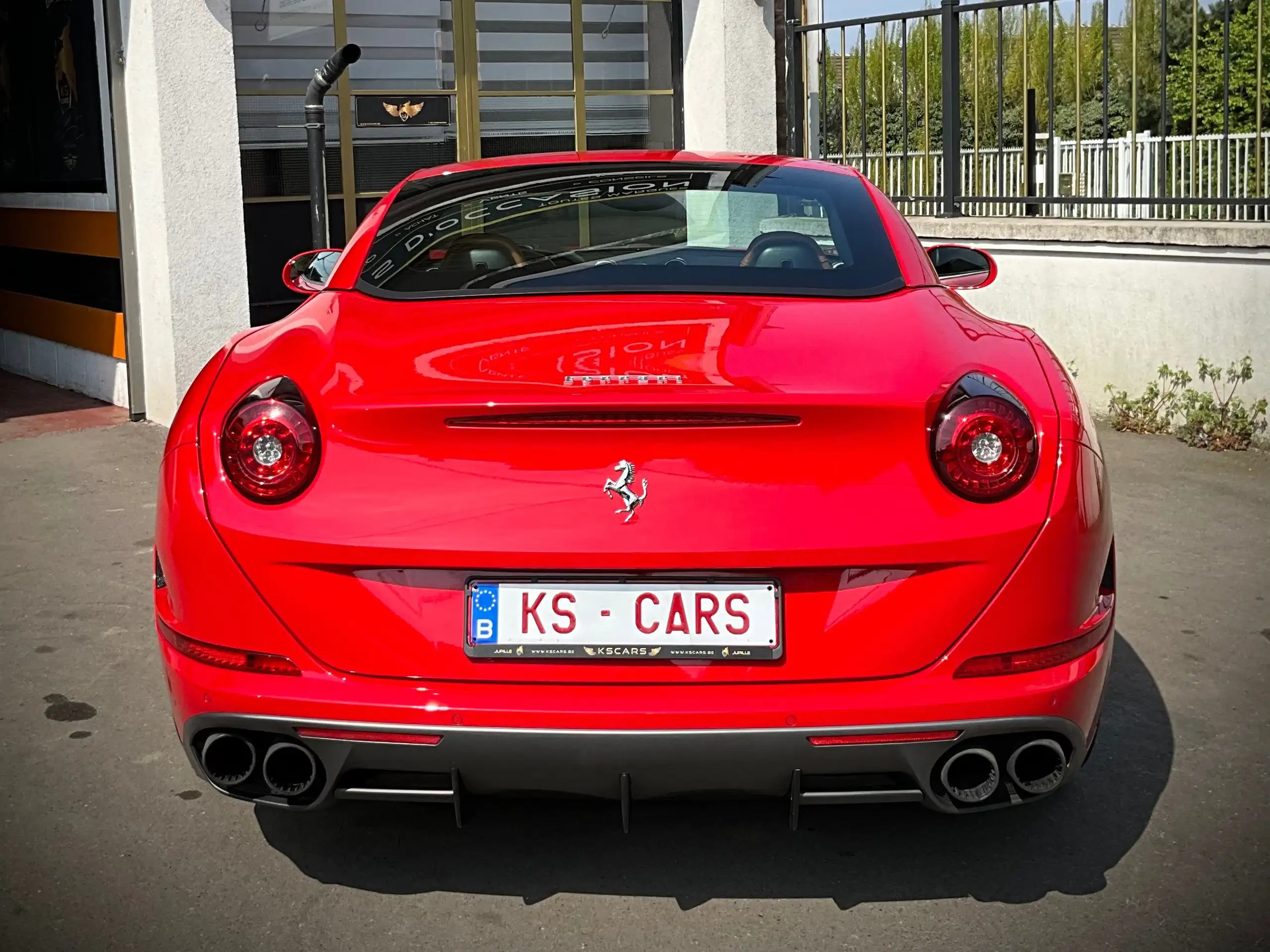 Ferrari - California