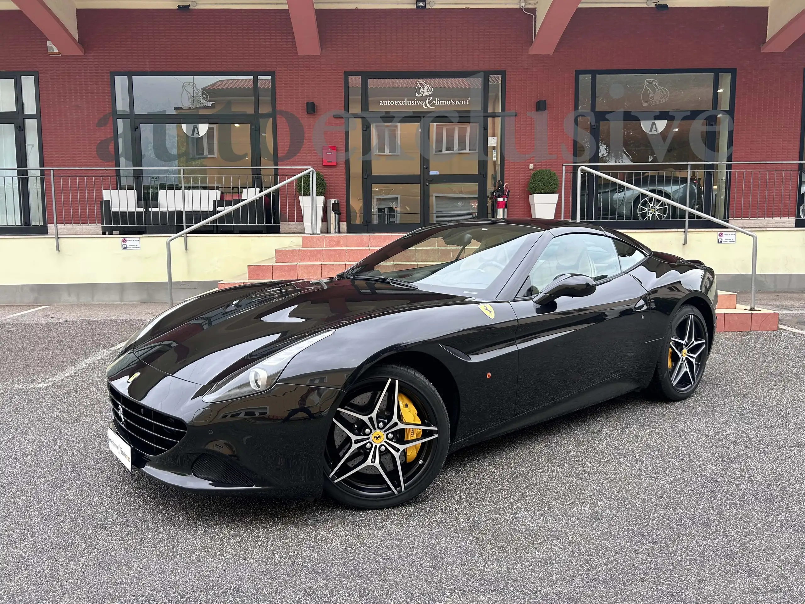 Ferrari - California