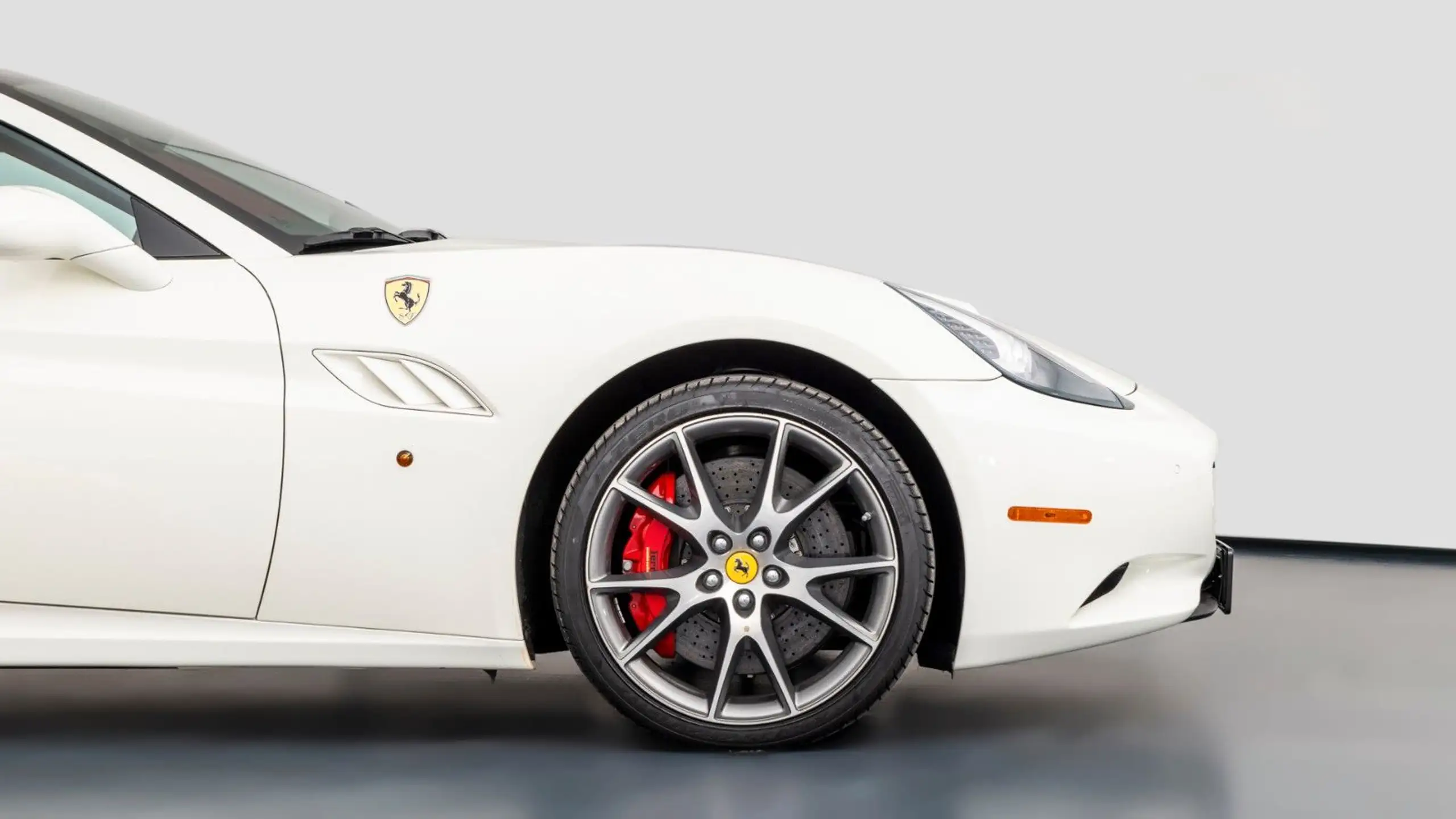 Ferrari - California