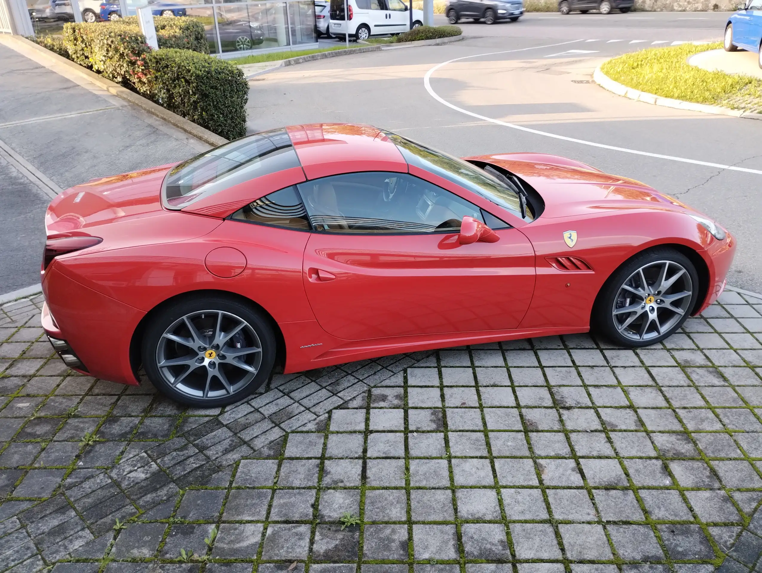 Ferrari - California