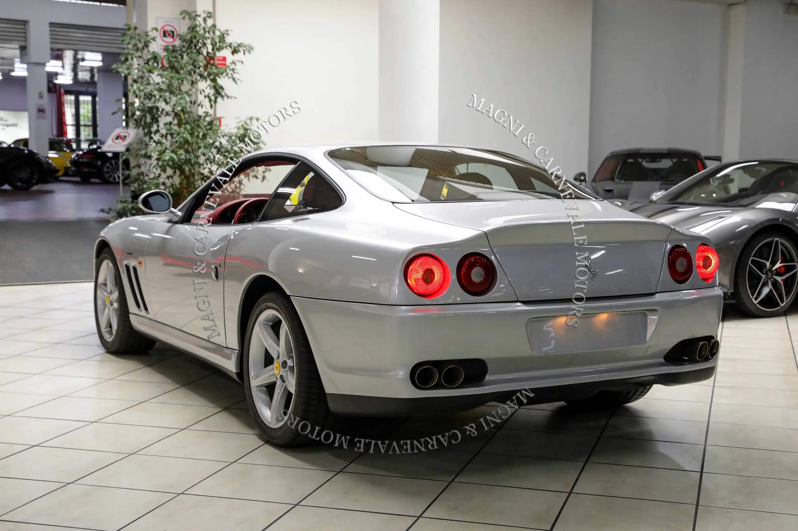 Ferrari - 575