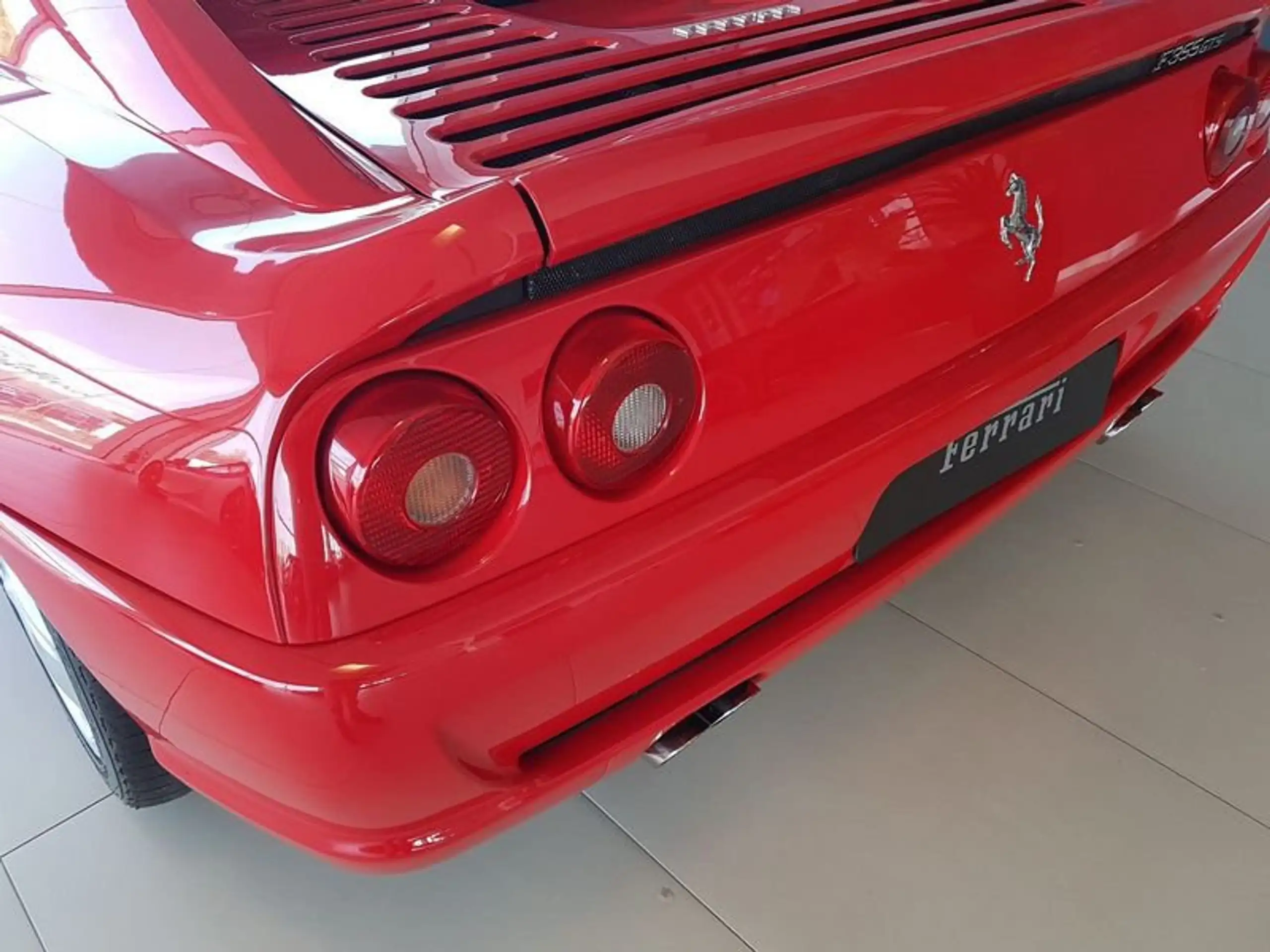 Ferrari - F355