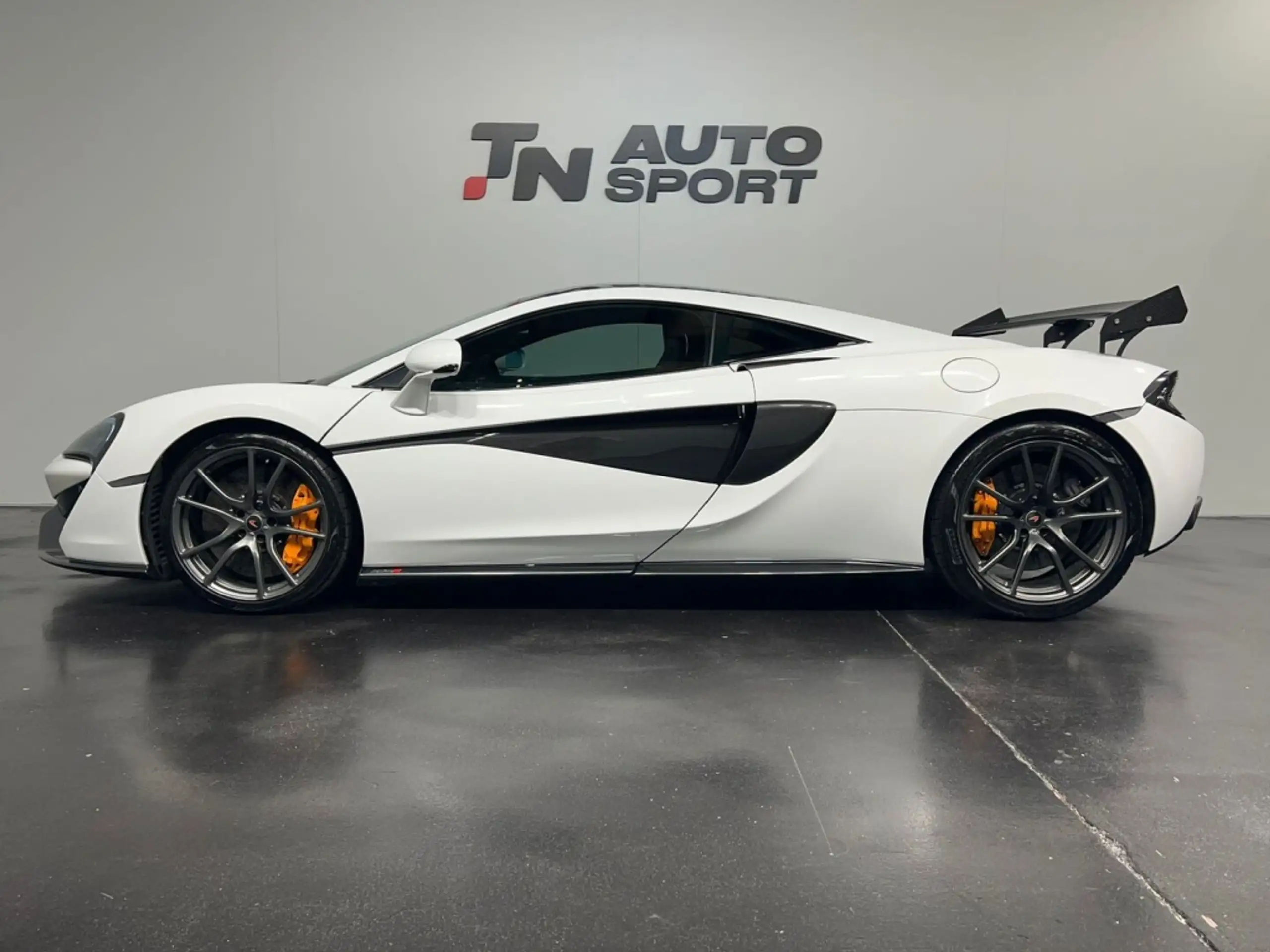 McLaren - 570S