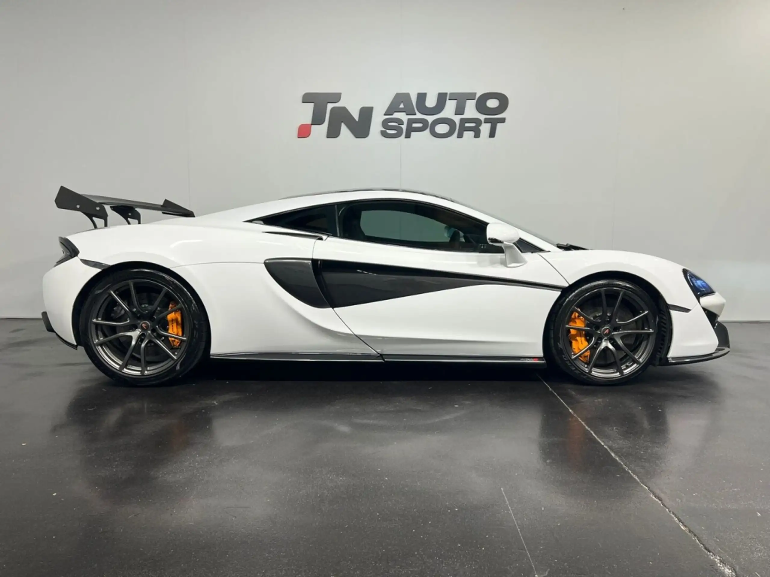 McLaren - 570S