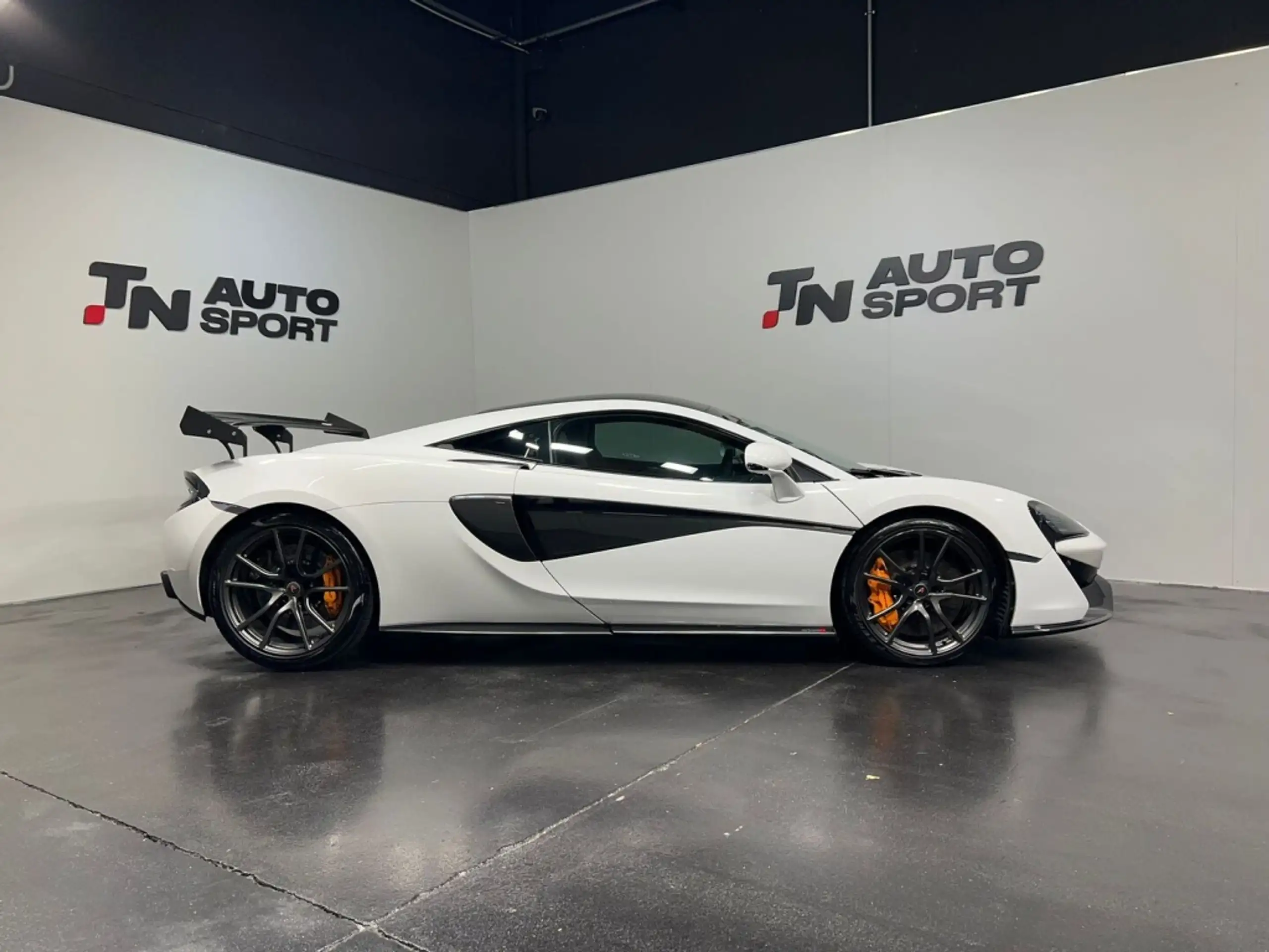 McLaren - 570S