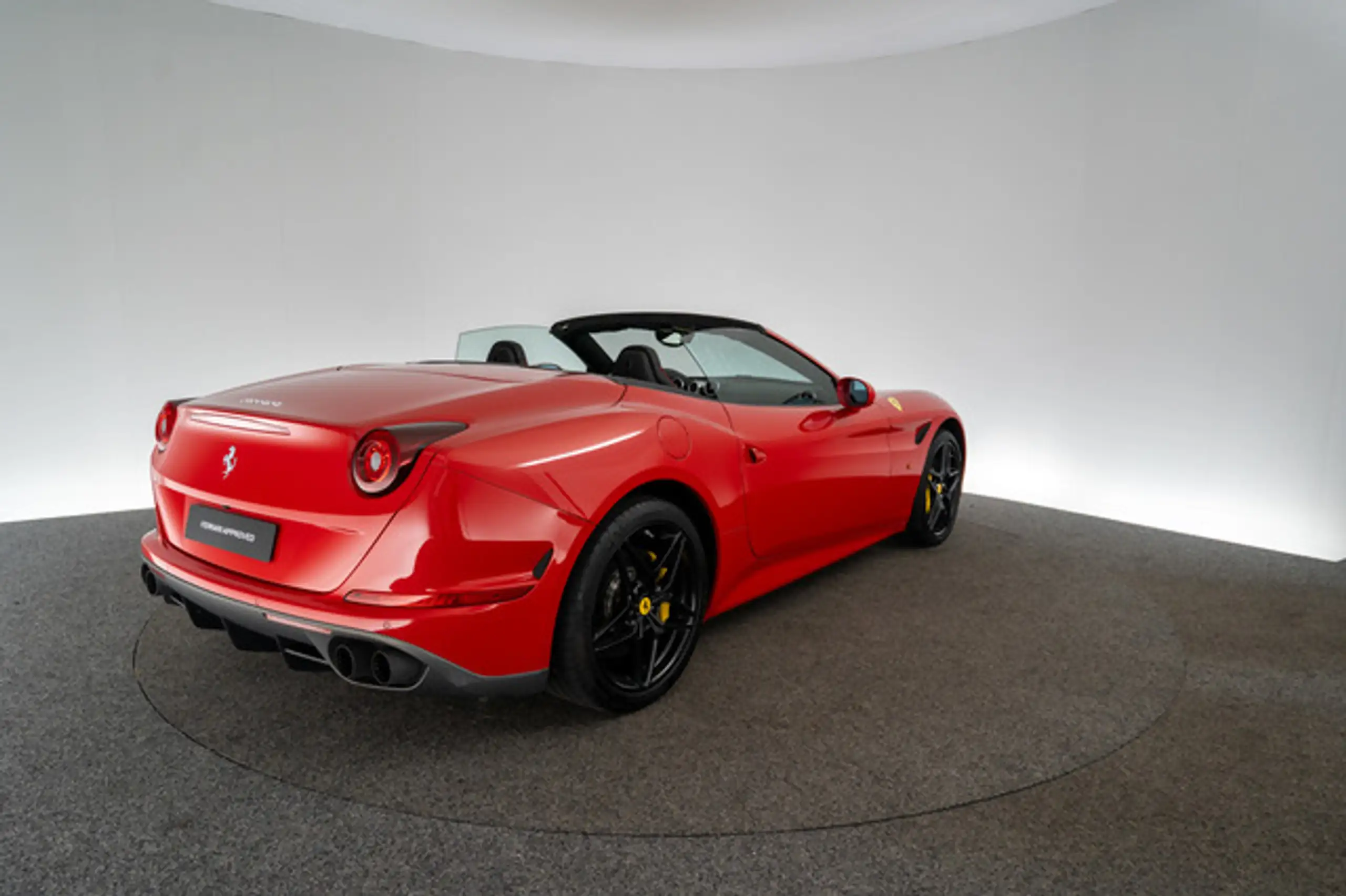 Ferrari - California