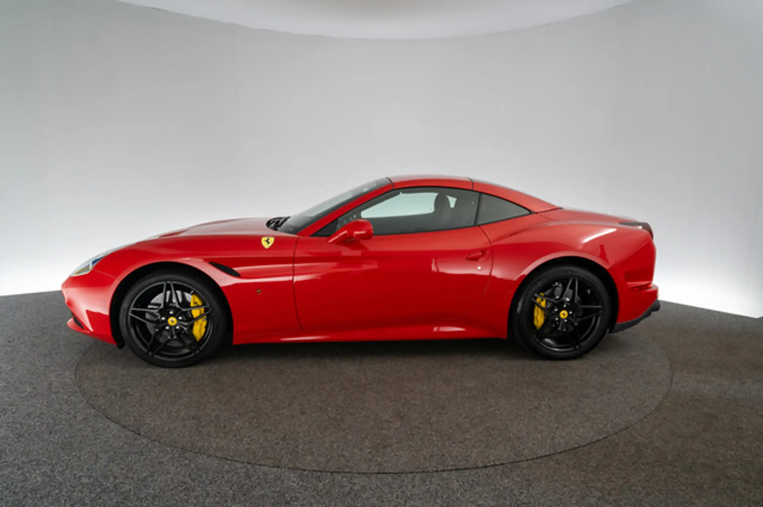 Ferrari - California