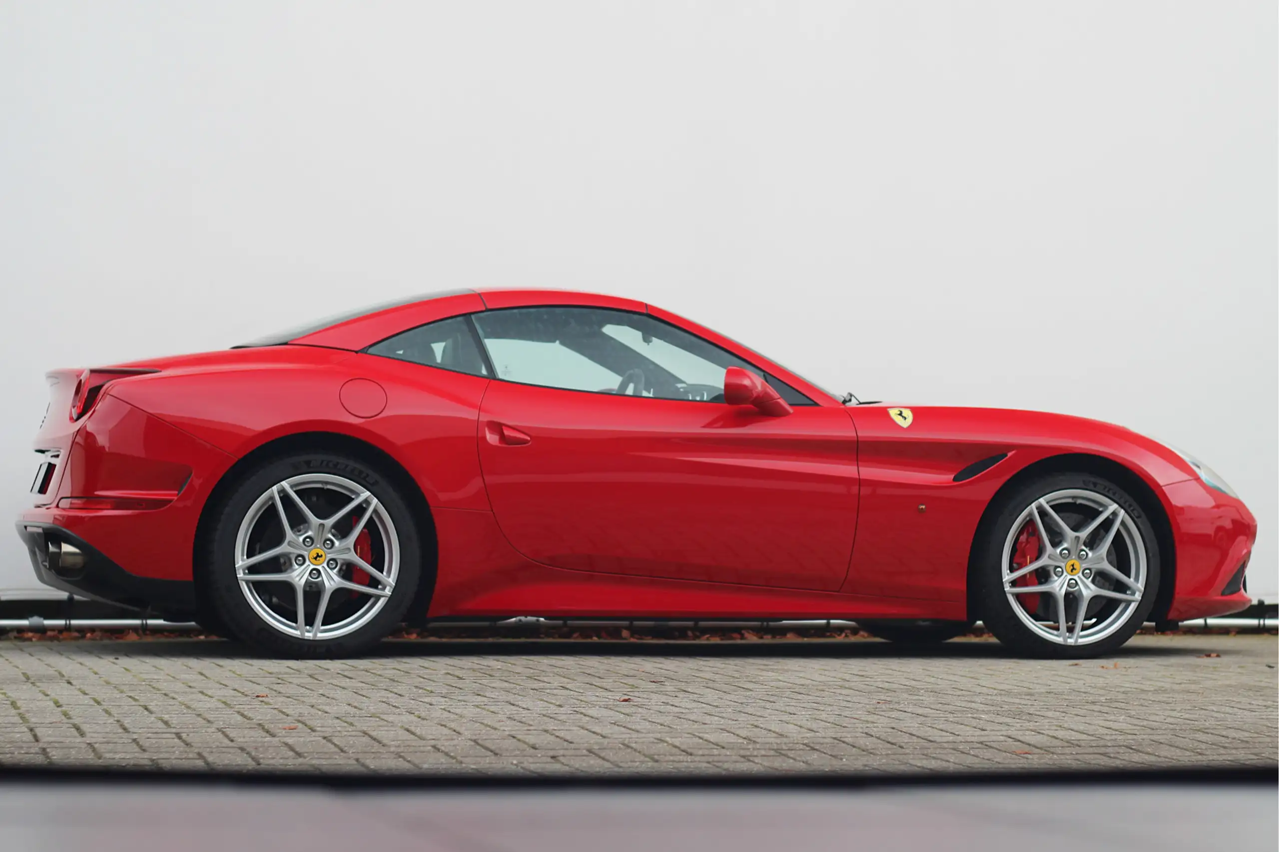 Ferrari - California