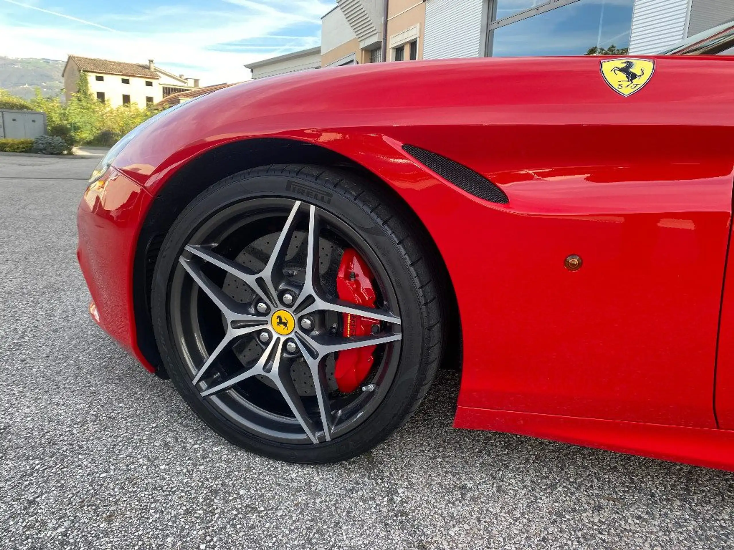 Ferrari - California