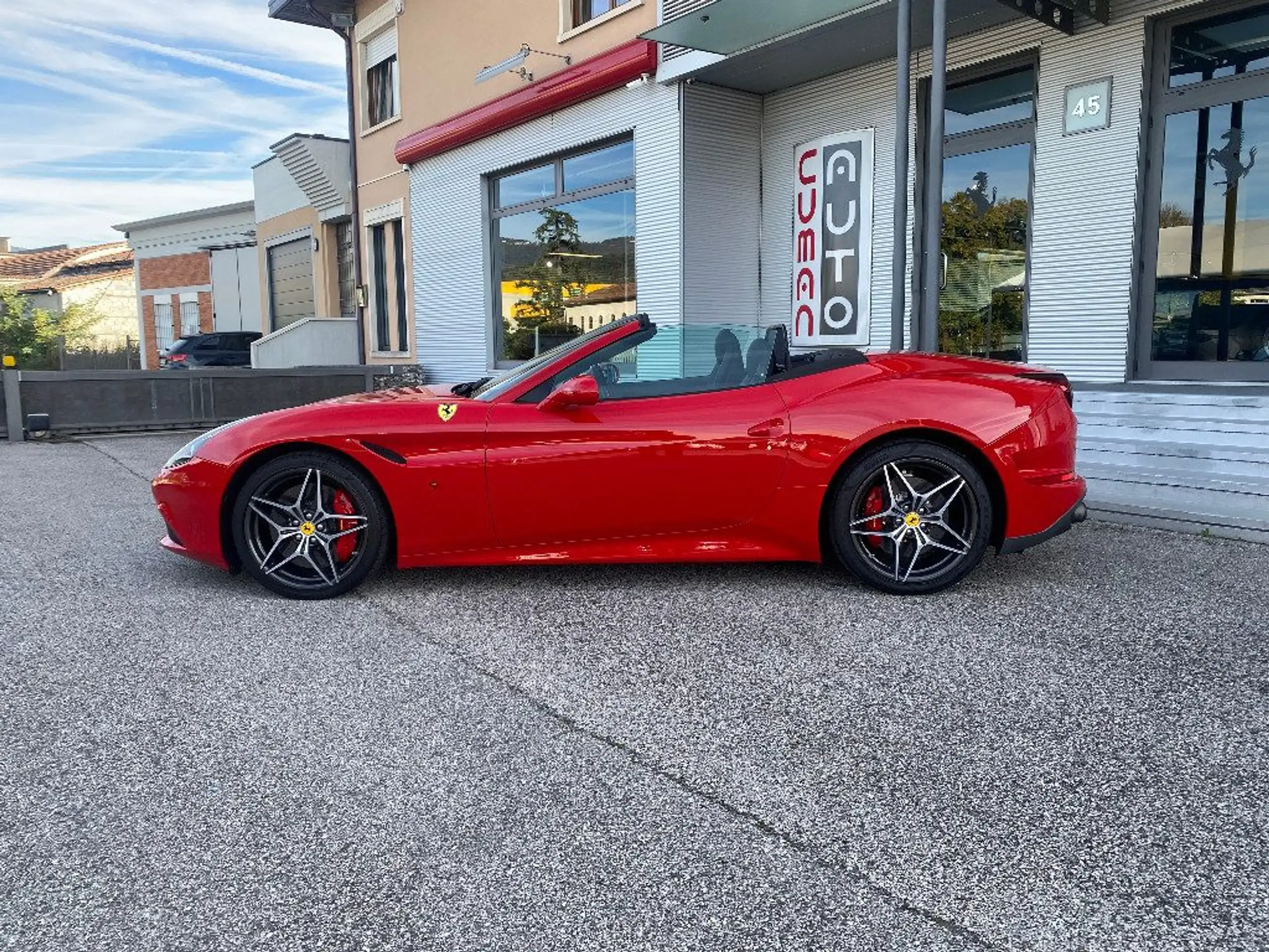 Ferrari - California