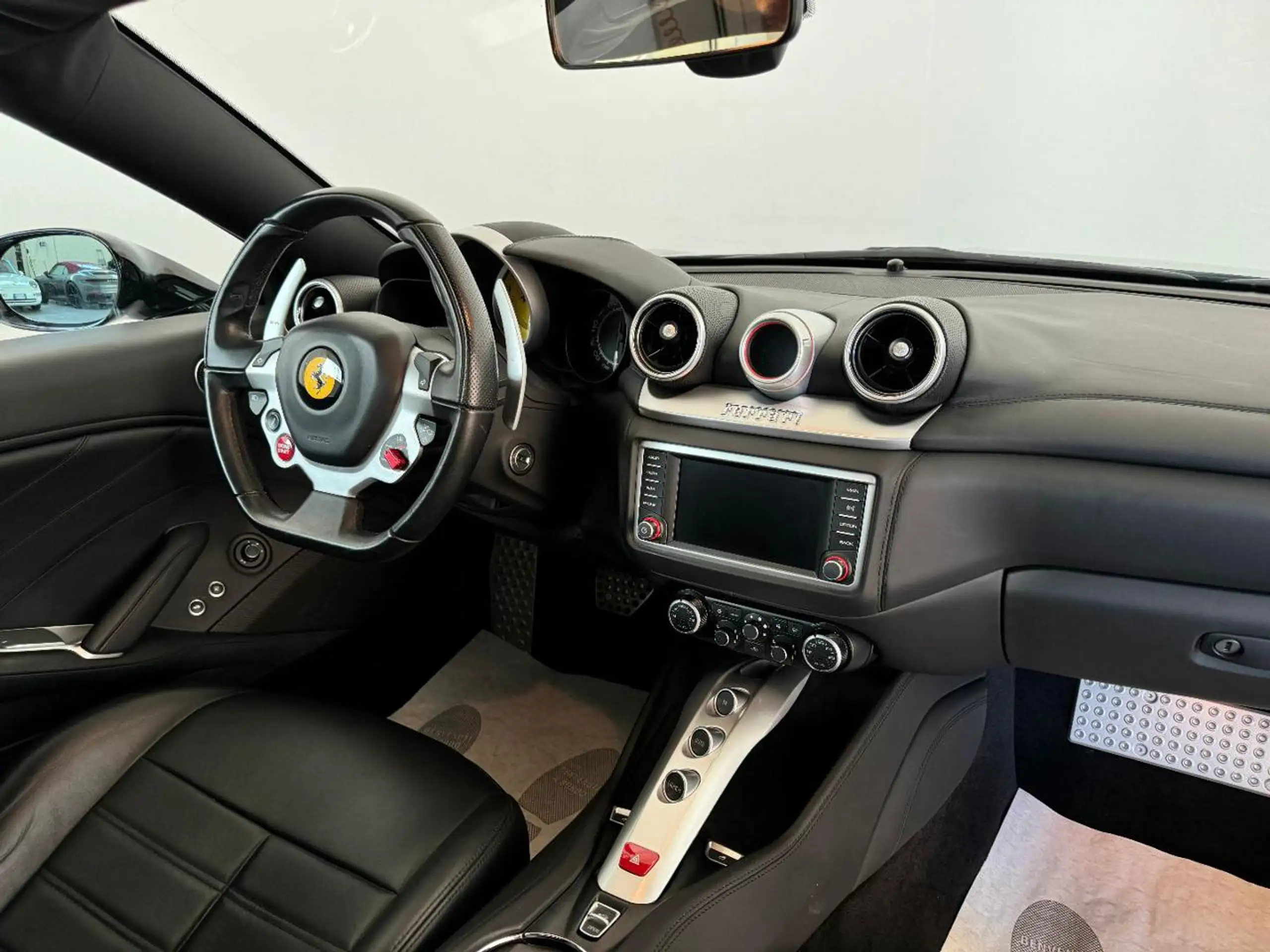 Ferrari - California