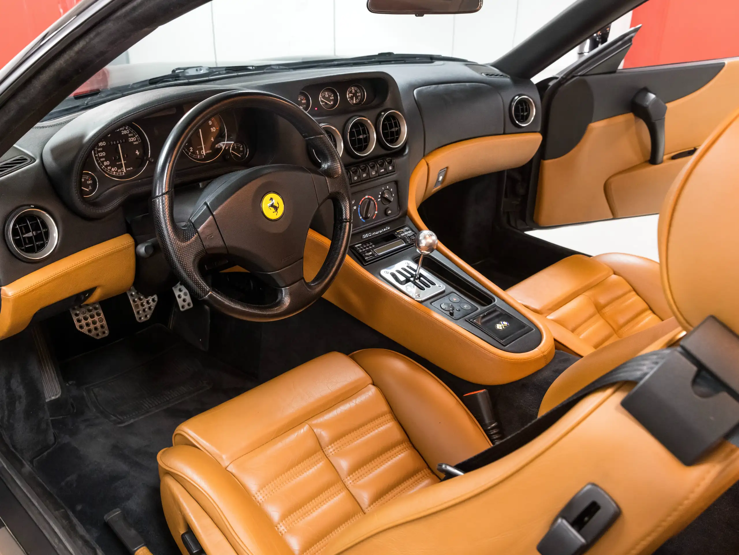 Ferrari - 550