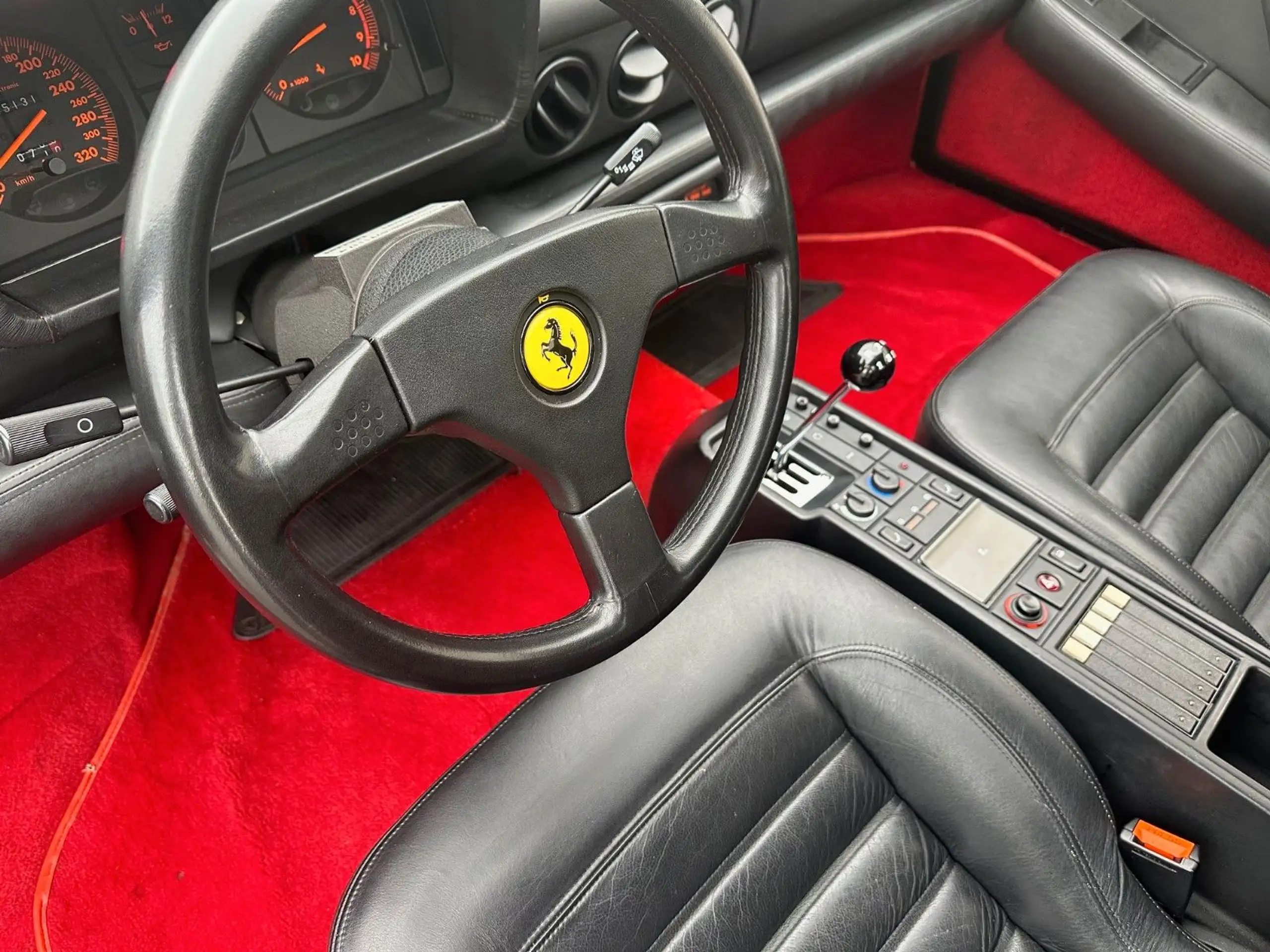 Ferrari - 512