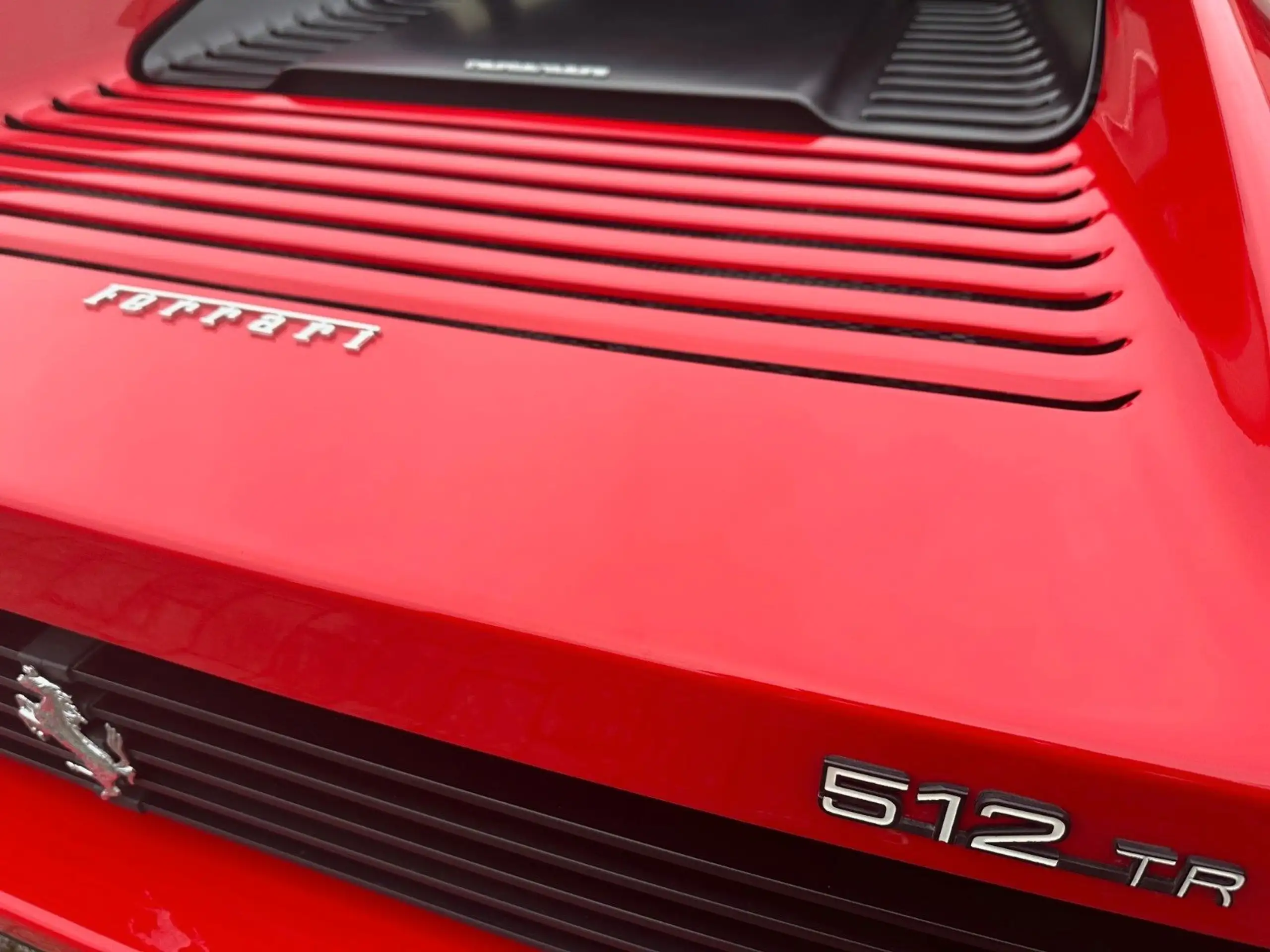 Ferrari - 512