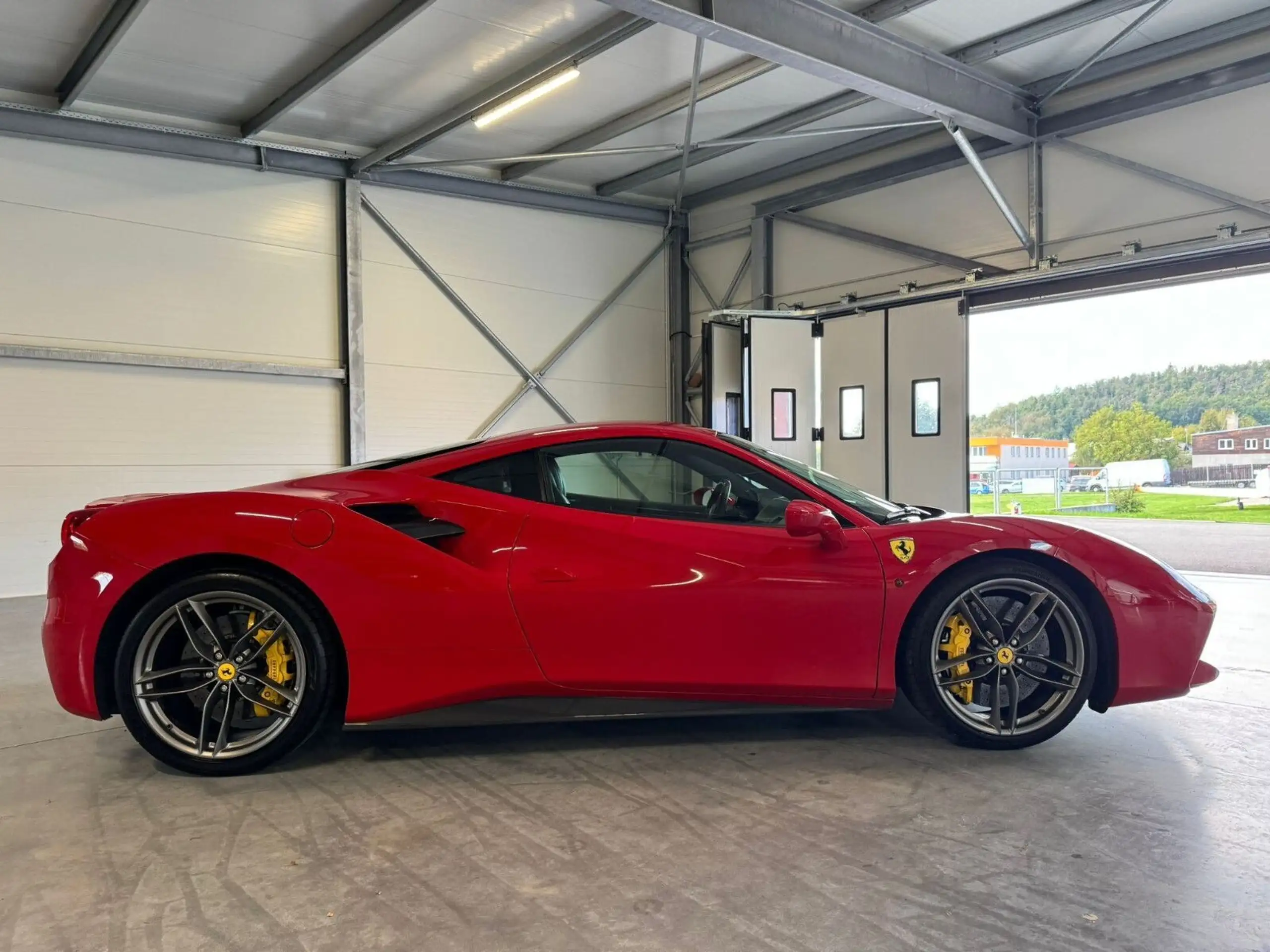 Ferrari - 488