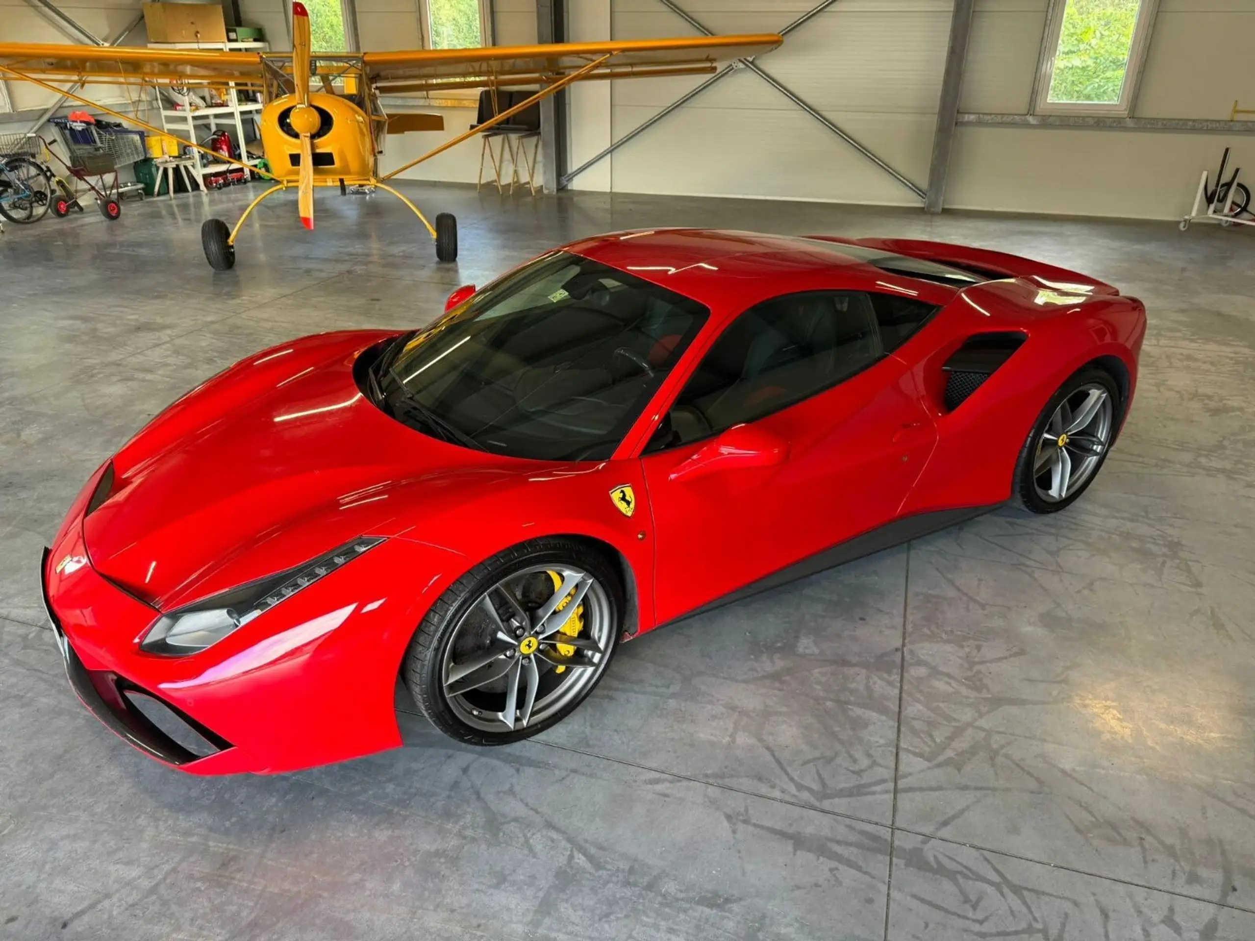 Ferrari - 488