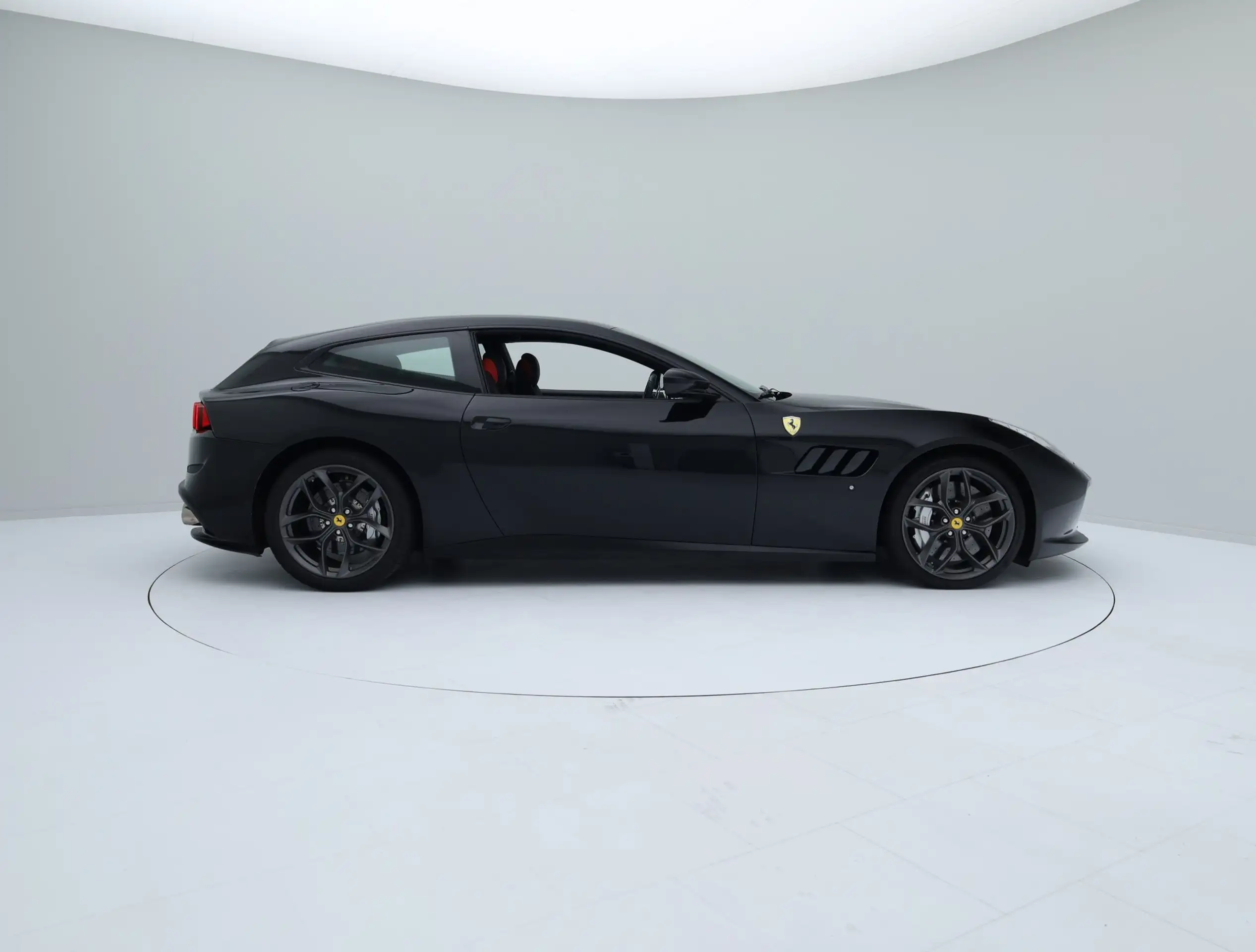 Ferrari - GTC4 Lusso