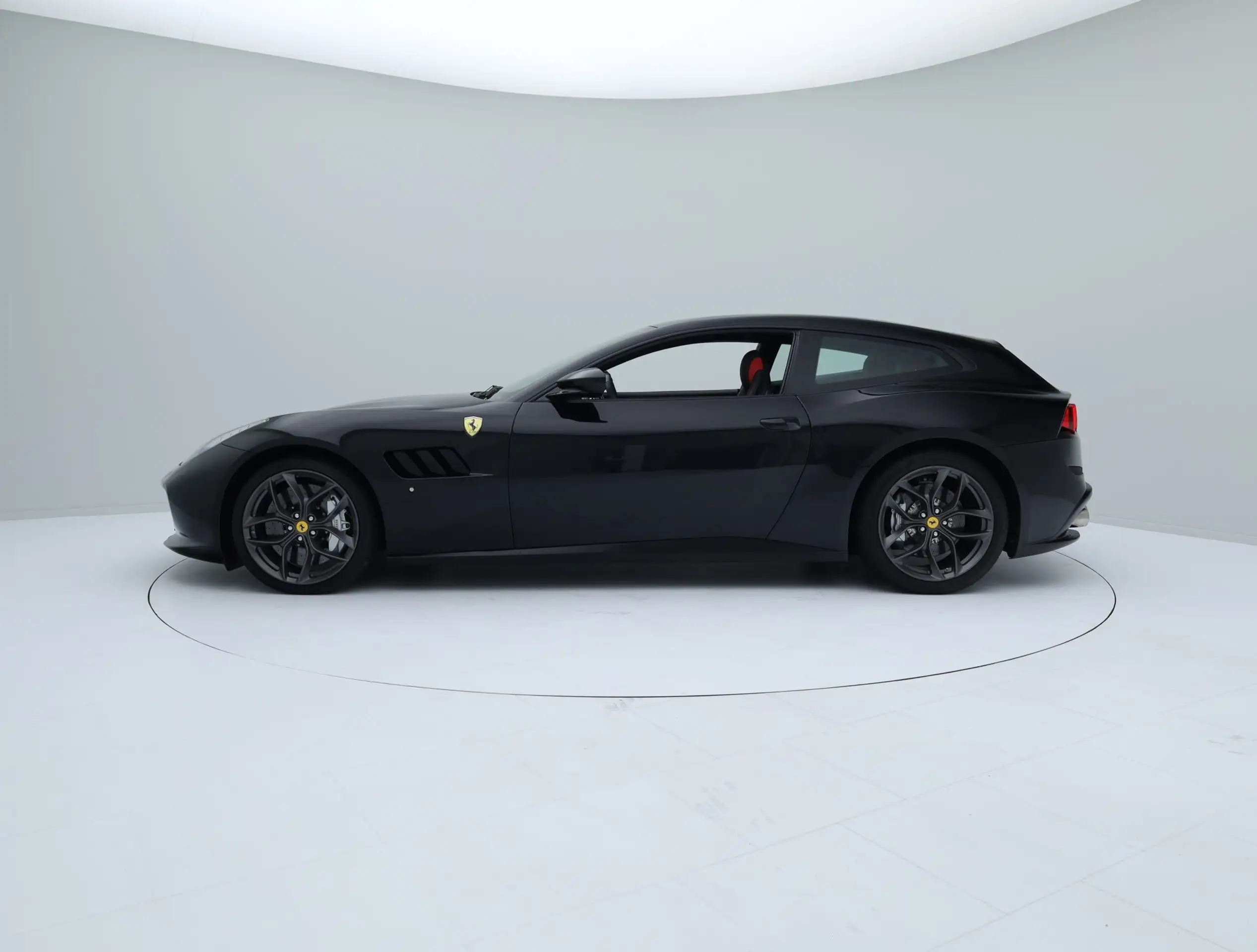 Ferrari - GTC4 Lusso