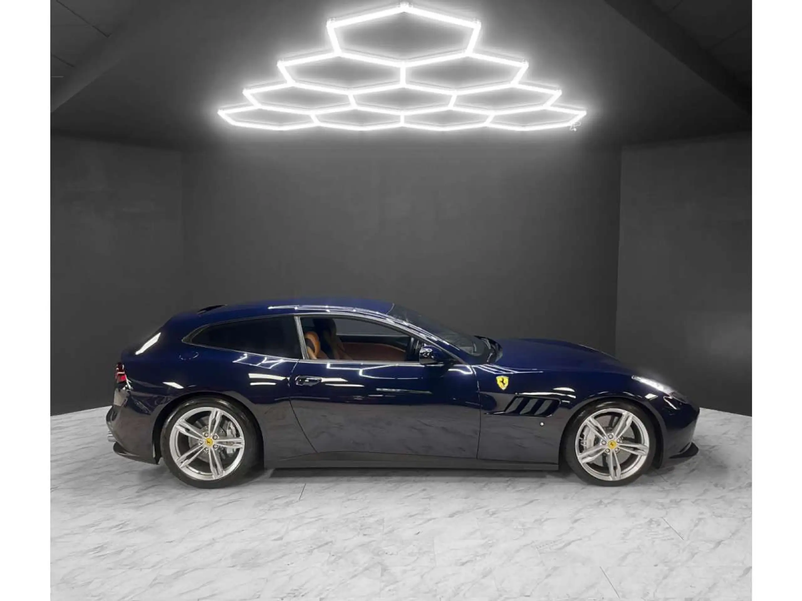 Ferrari - GTC4 Lusso