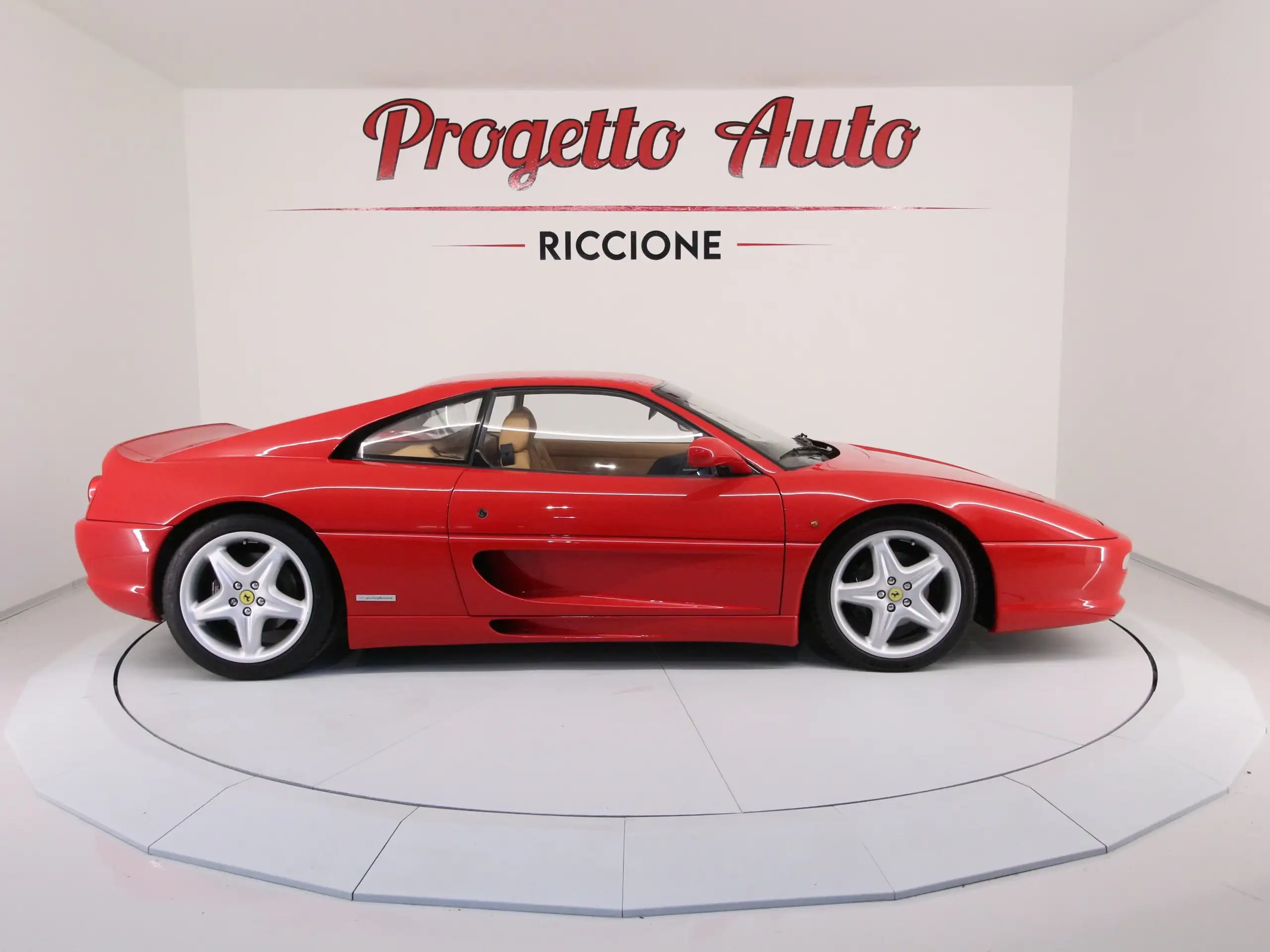 Ferrari - F355