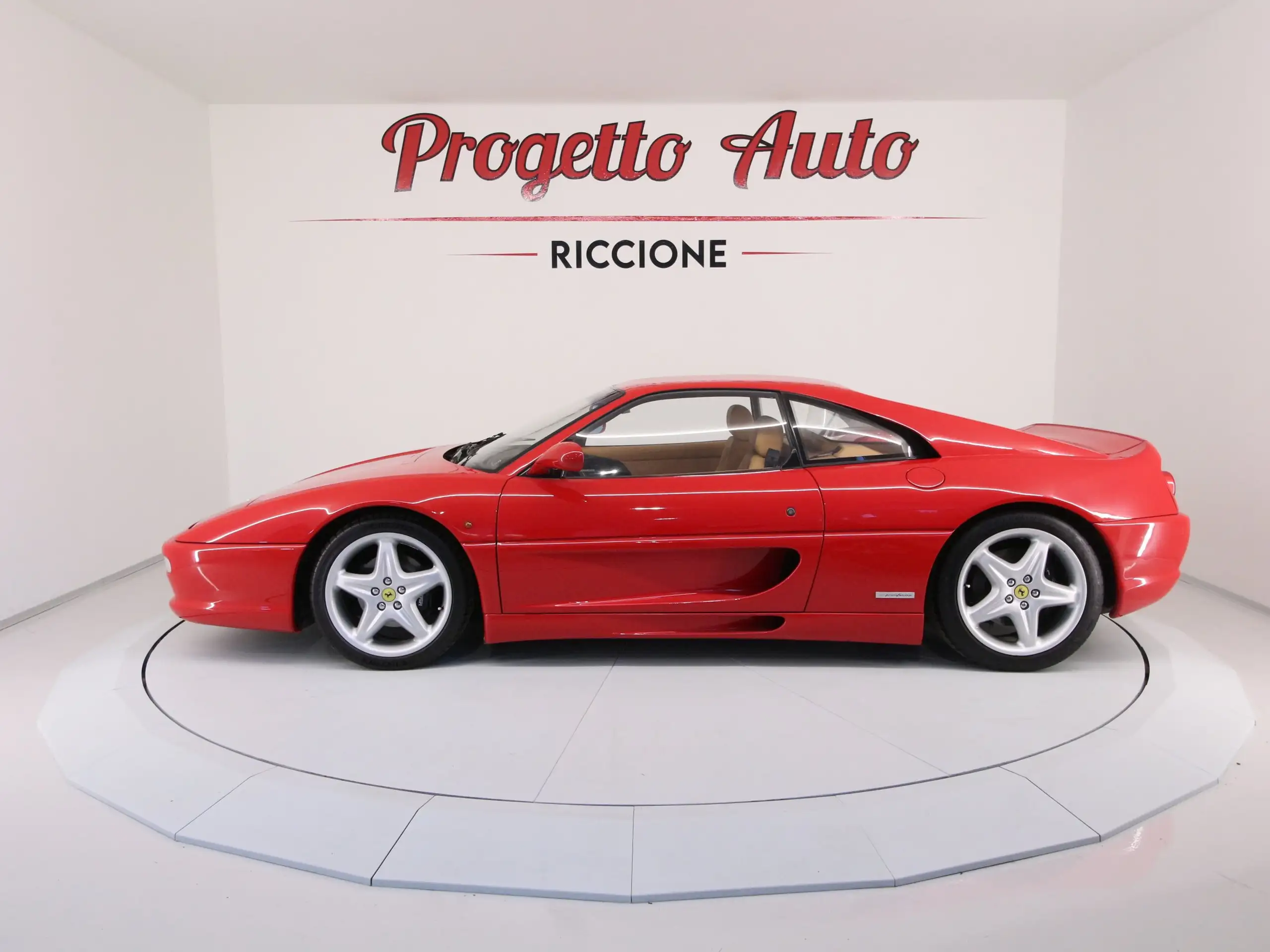 Ferrari - F355