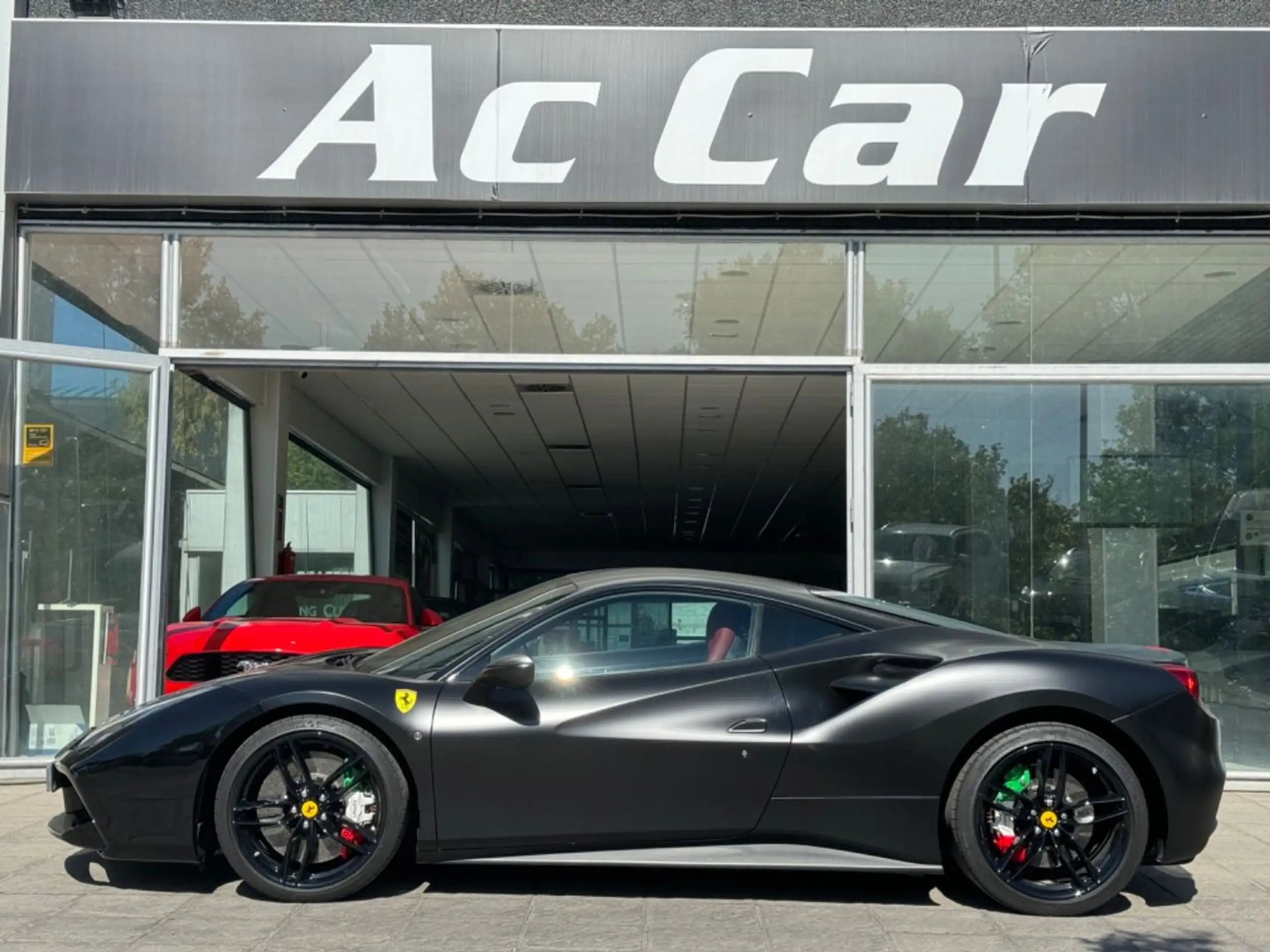 Ferrari 488 2016