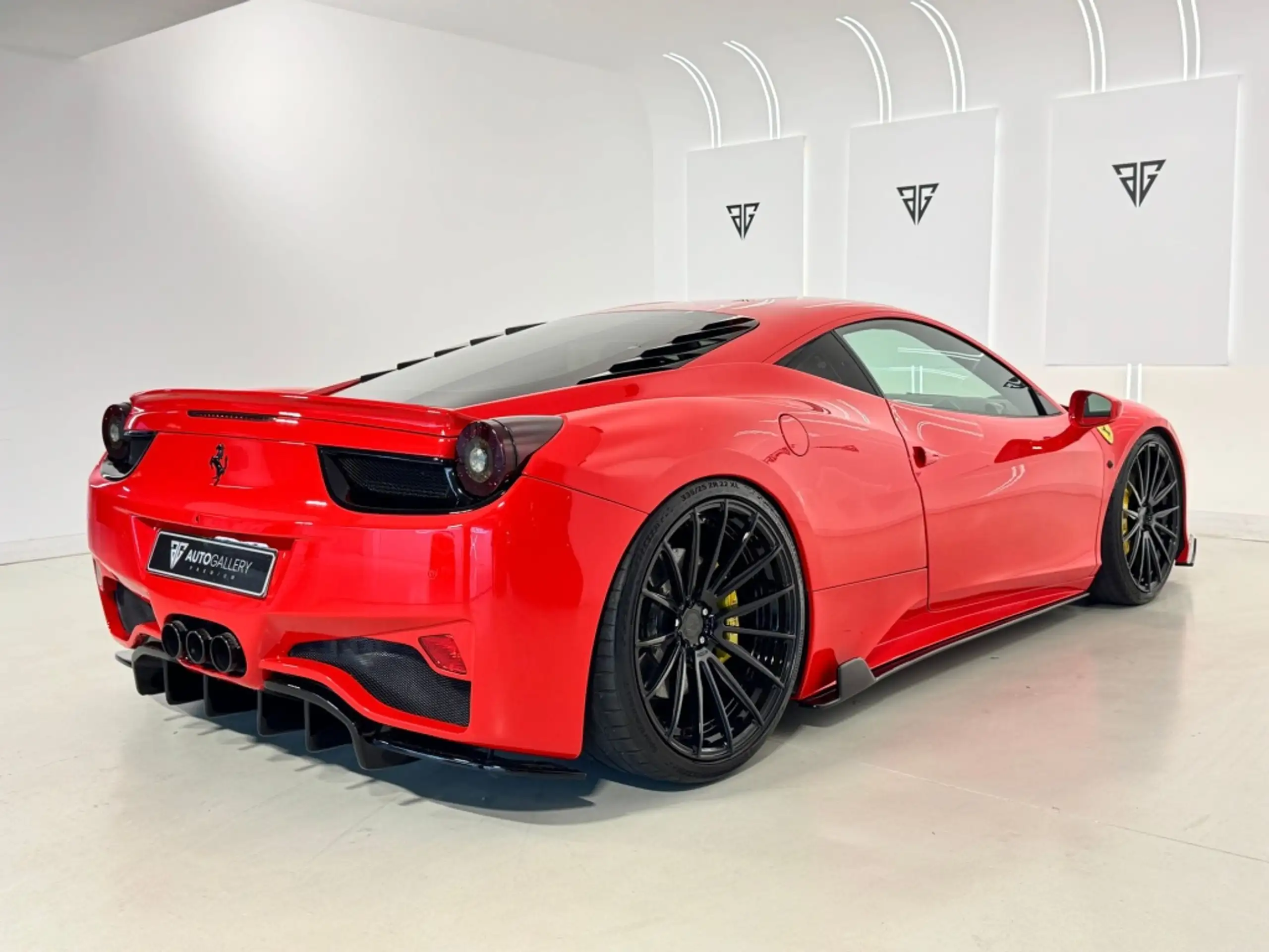 Ferrari - 458