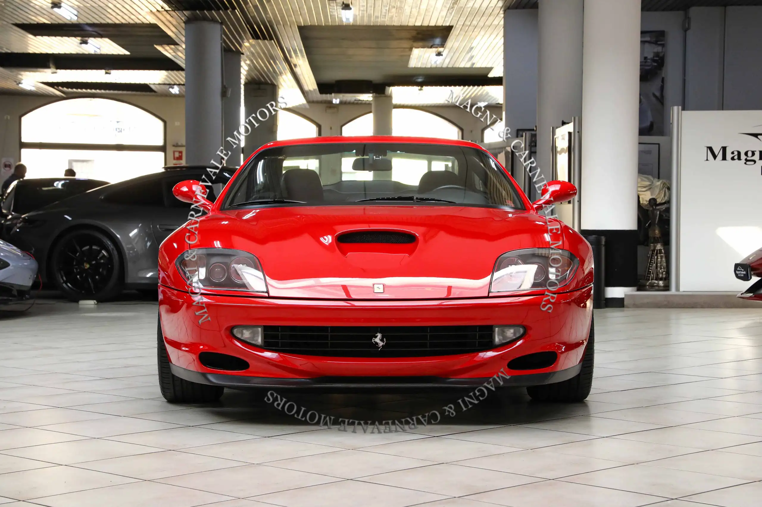 Ferrari - 550