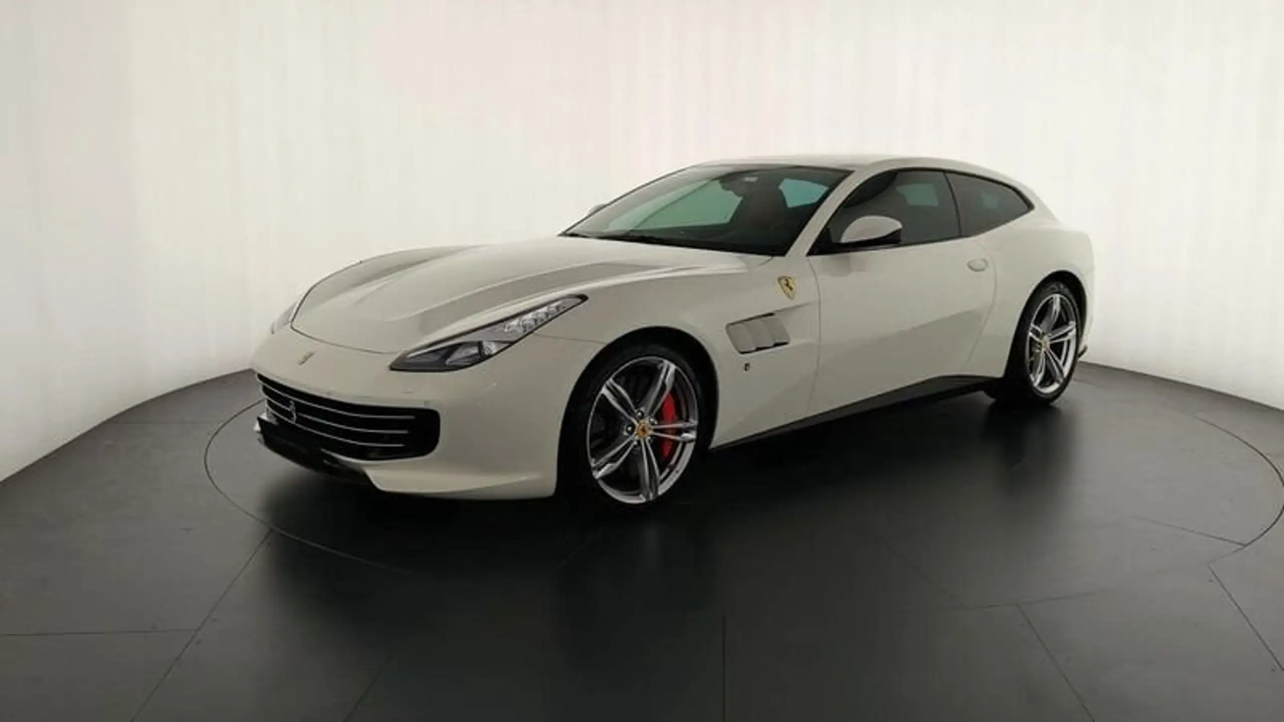 Ferrari GTC4 Lusso 2017