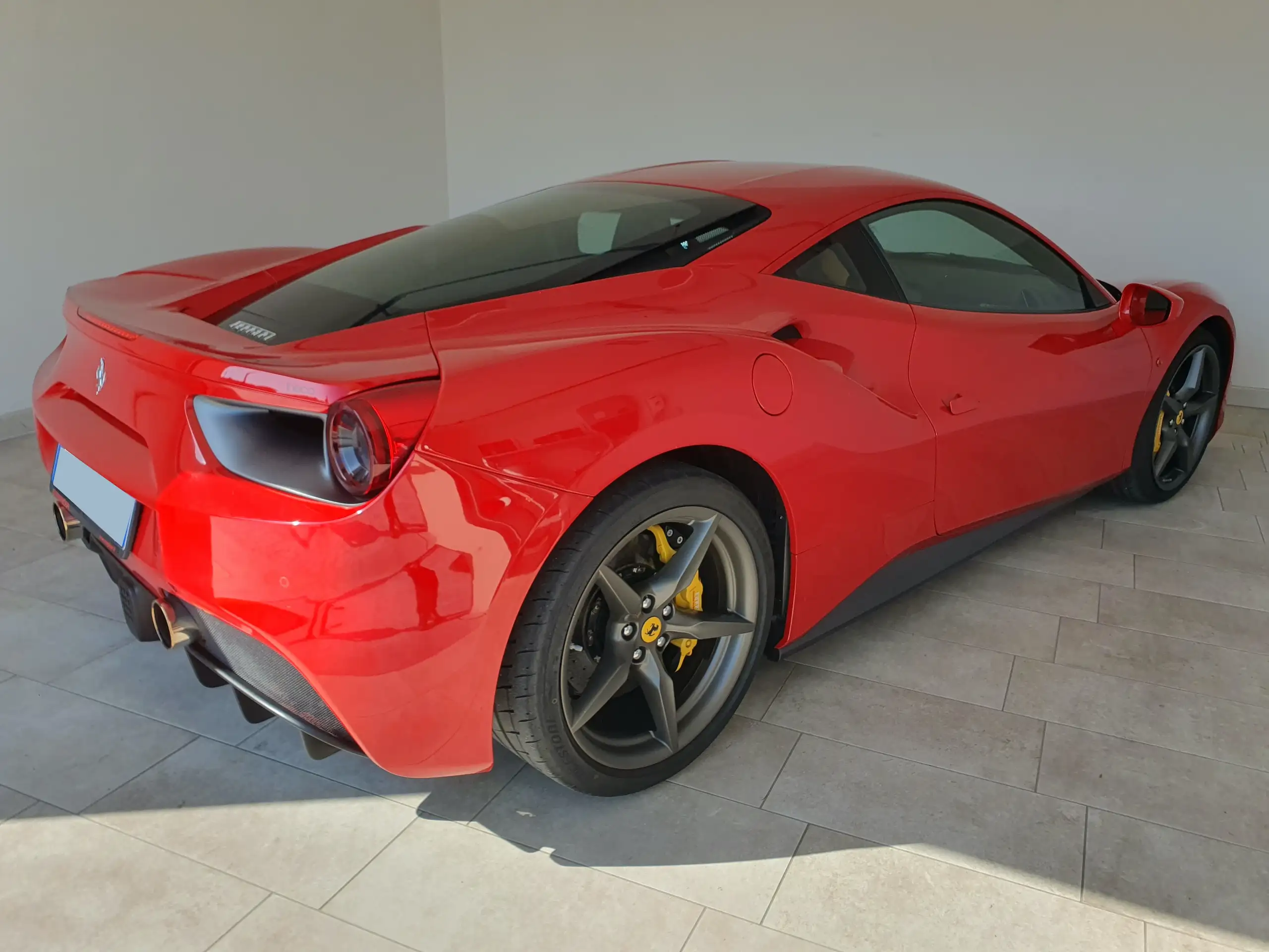 Ferrari - 488