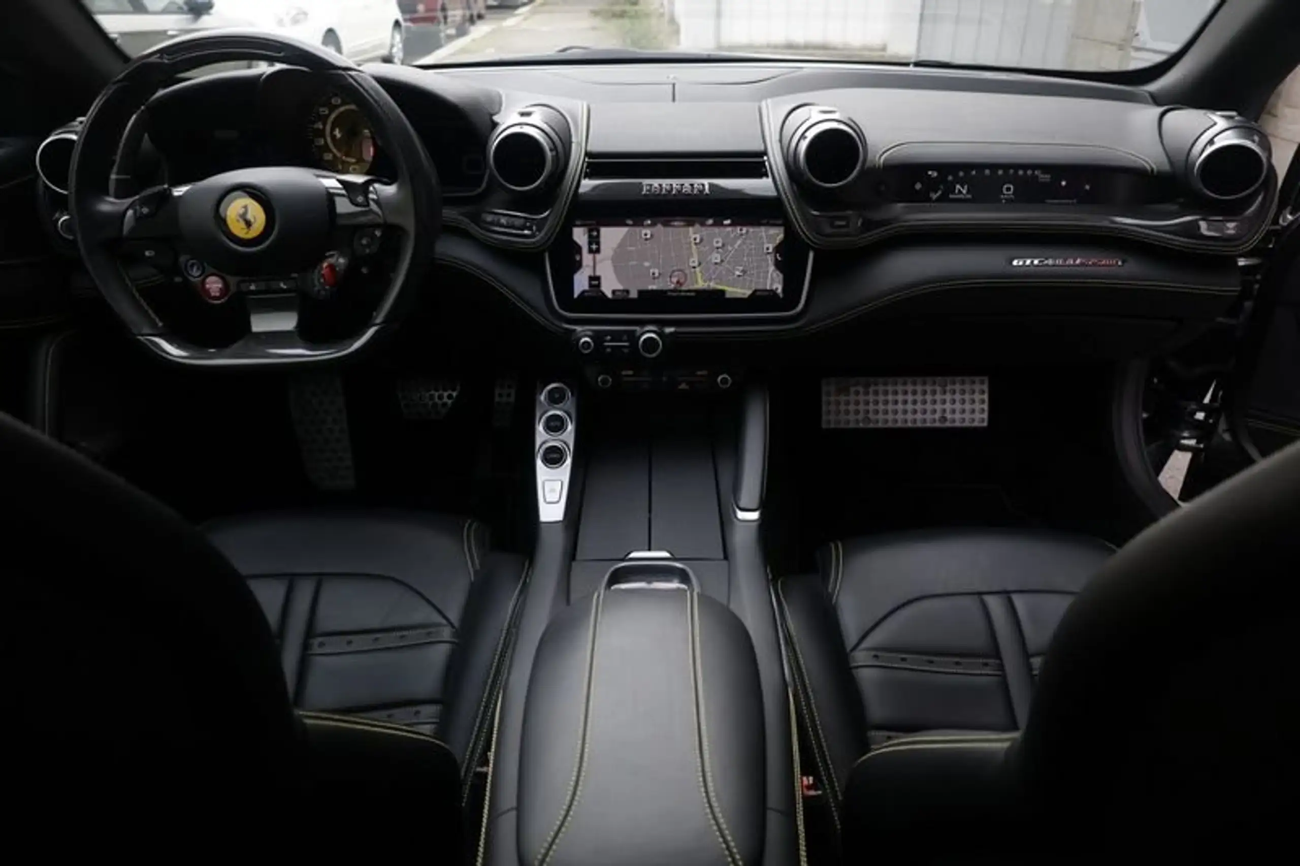 Ferrari - GTC4 Lusso