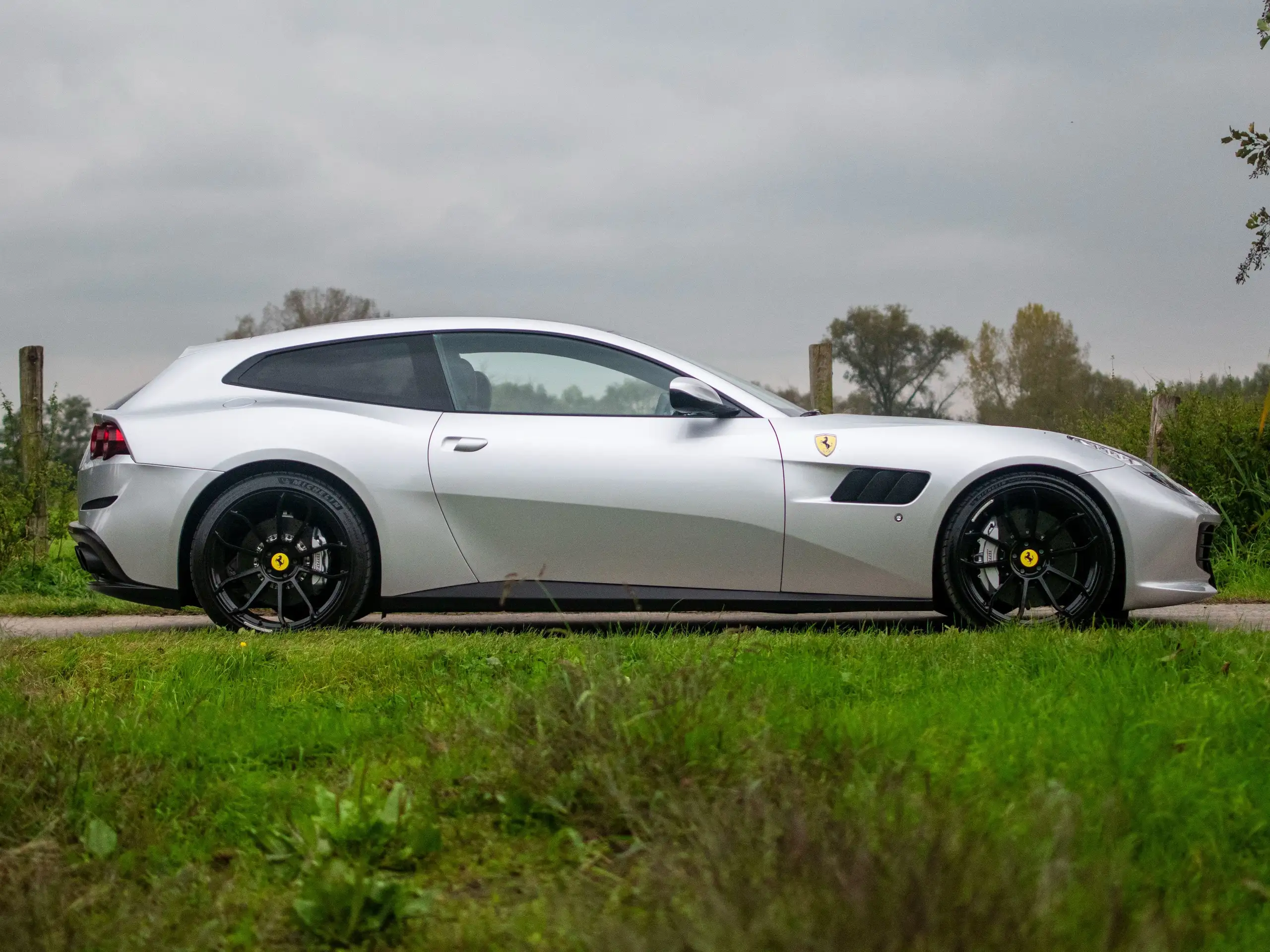 Ferrari - GTC4 Lusso