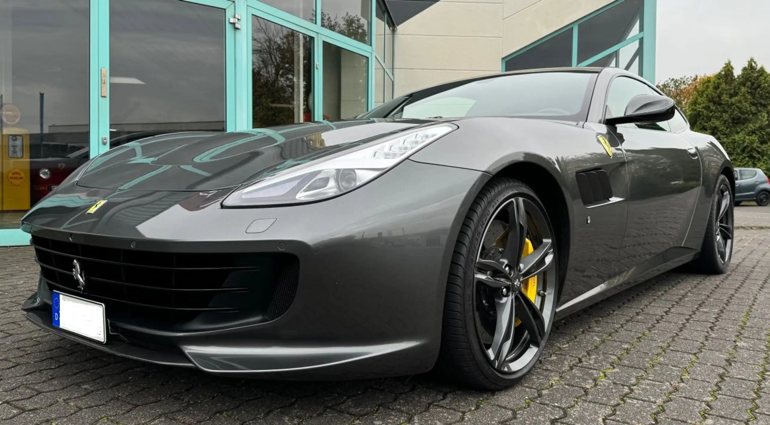 Ferrari - GTC4 Lusso