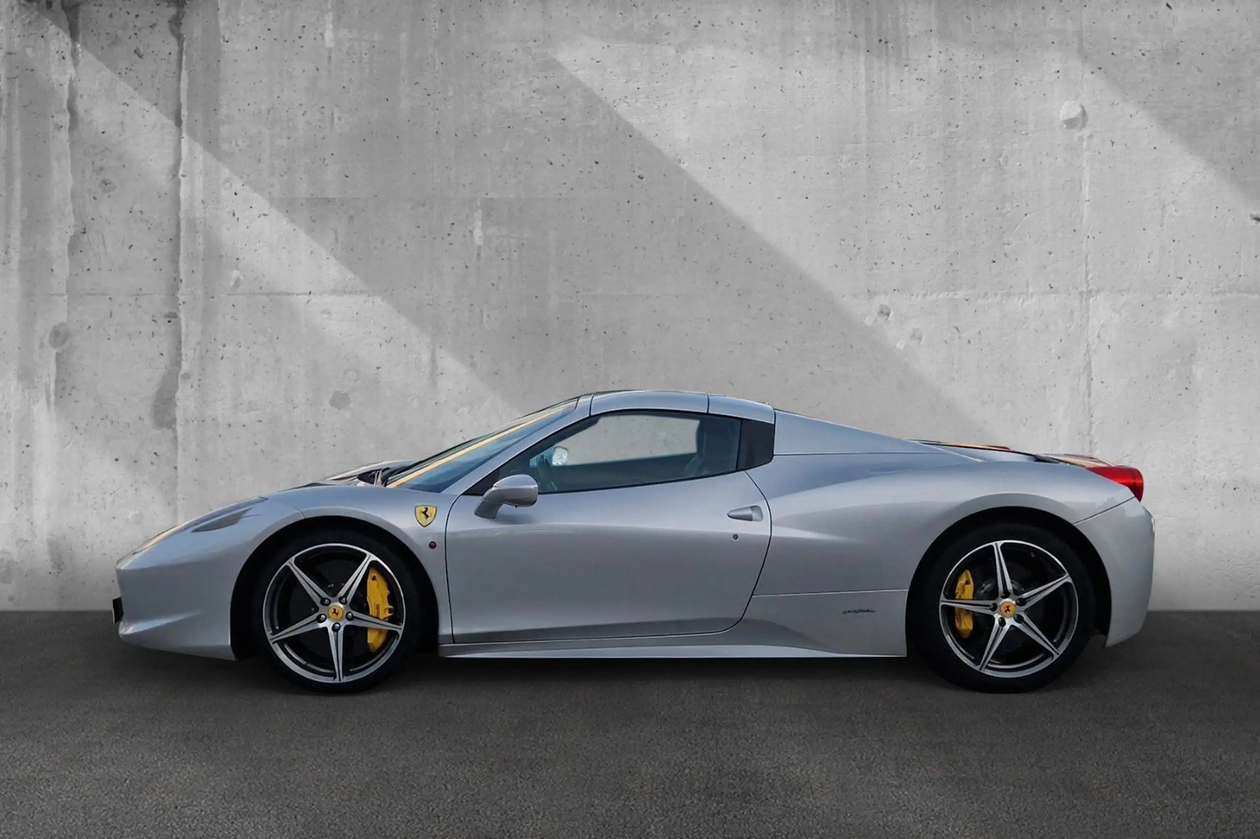 Ferrari - 458