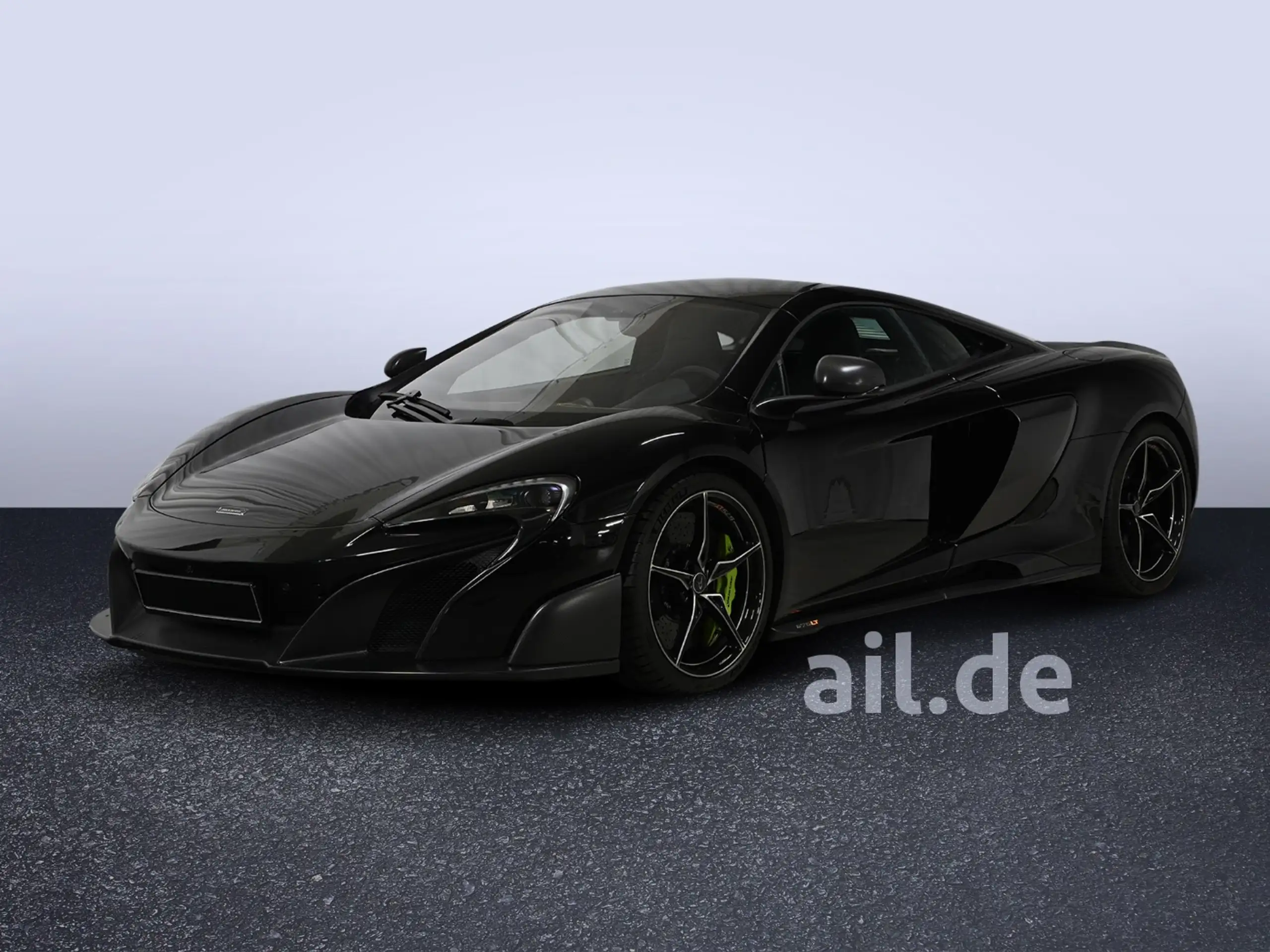 McLaren - 675LT