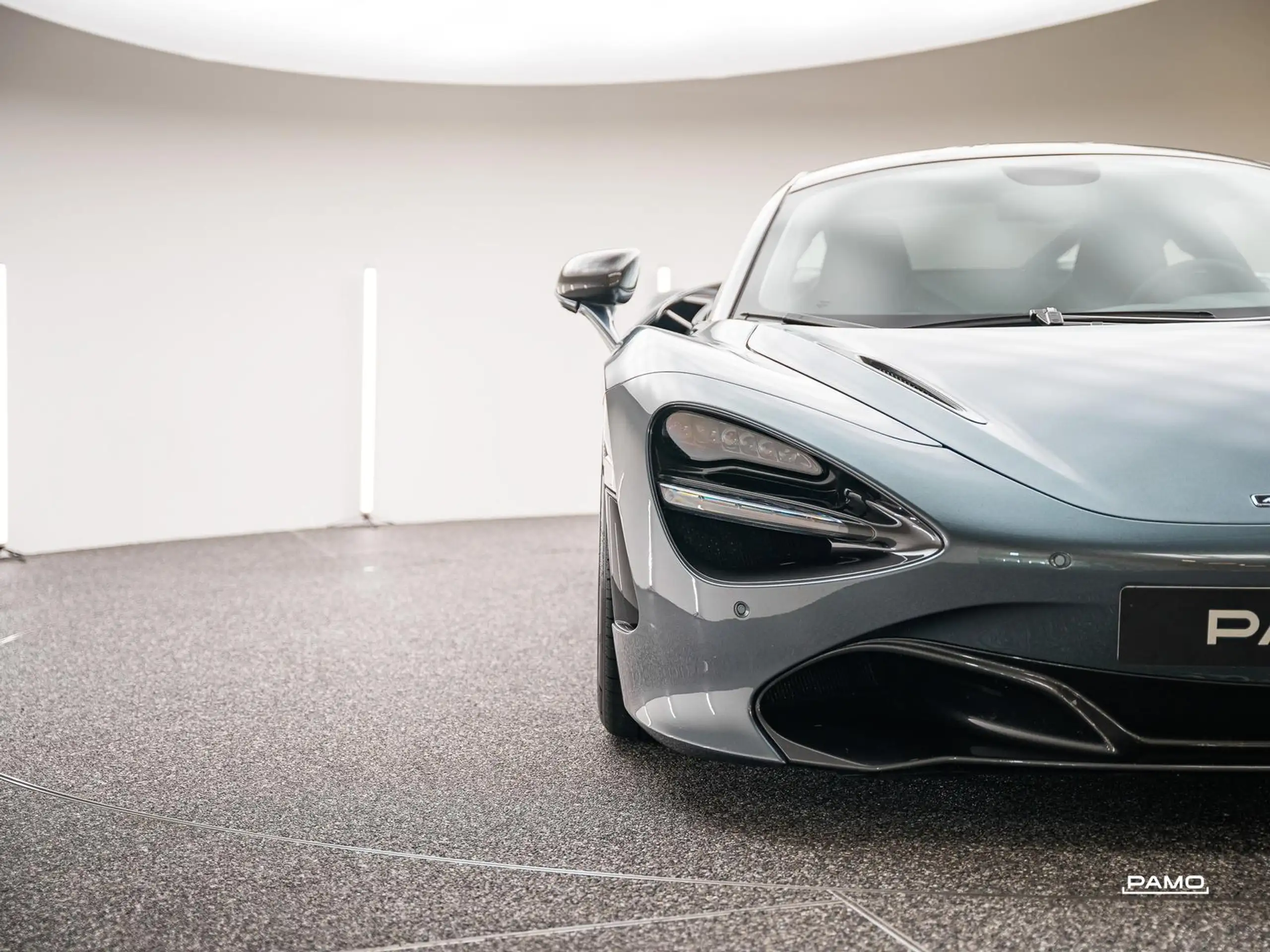 McLaren - 720S