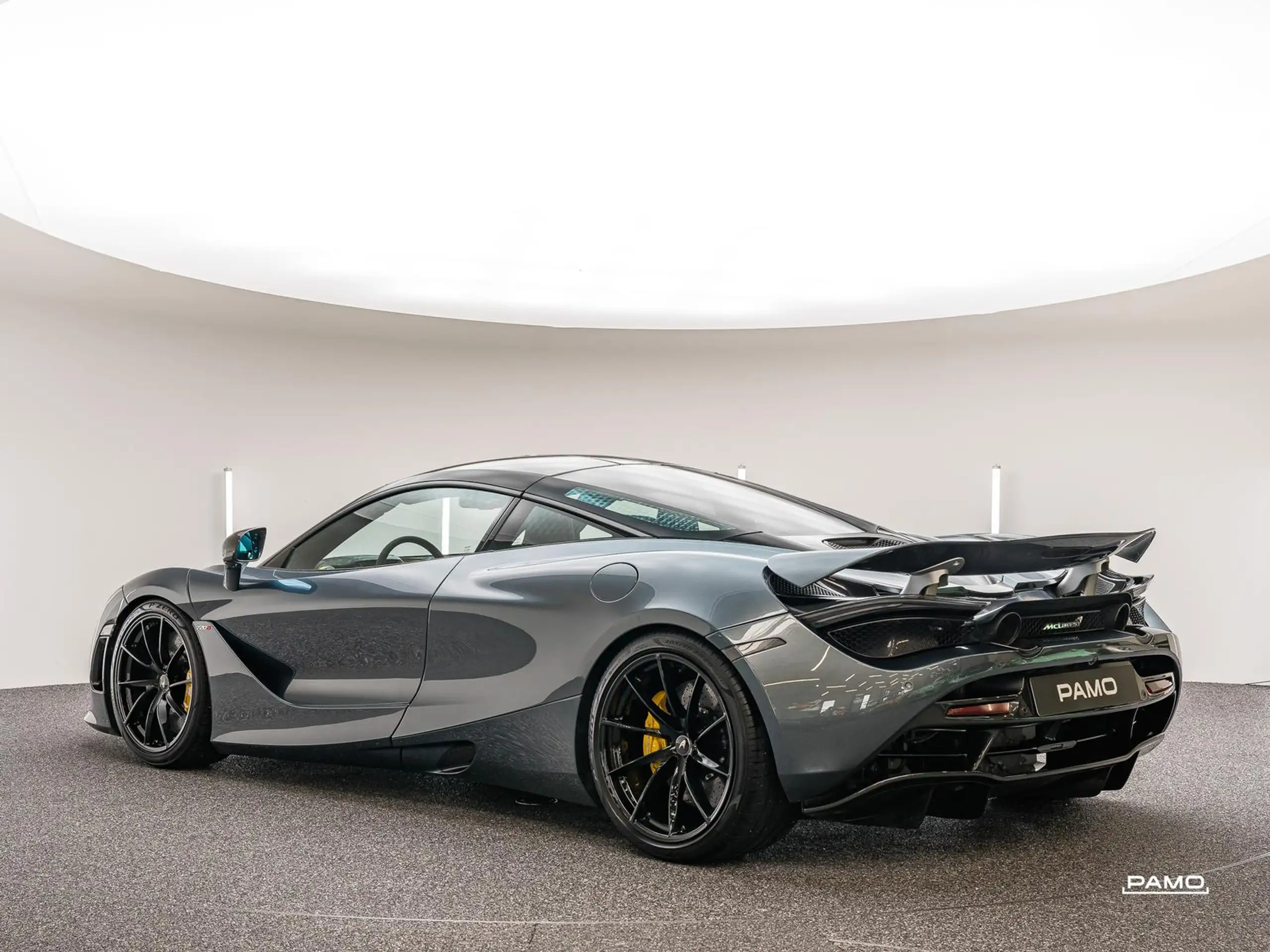 McLaren - 720S