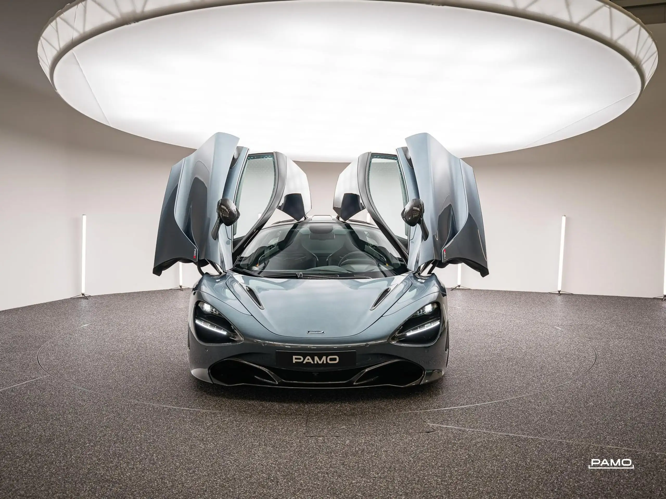 McLaren - 720S